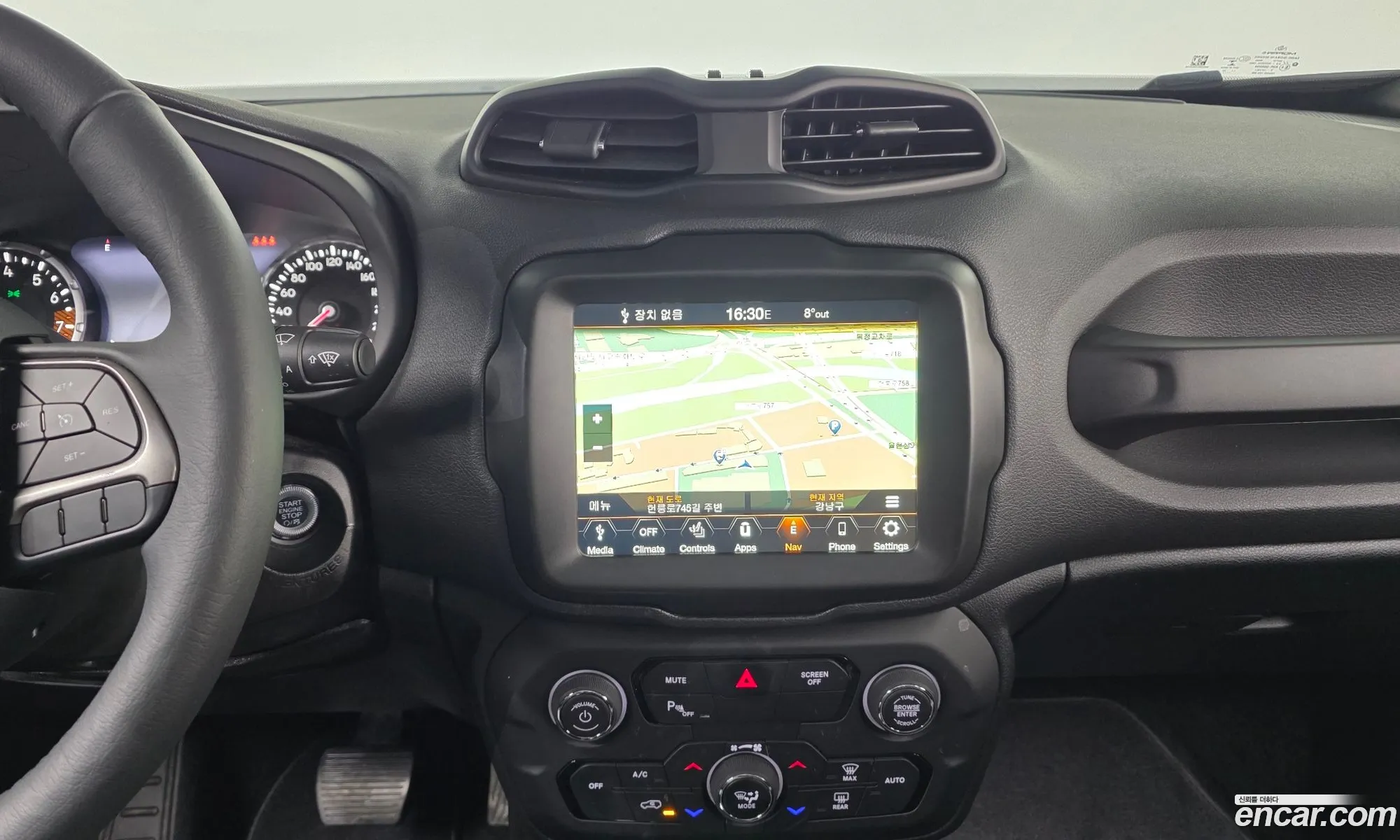 Jeep Renegade 2022 — 9