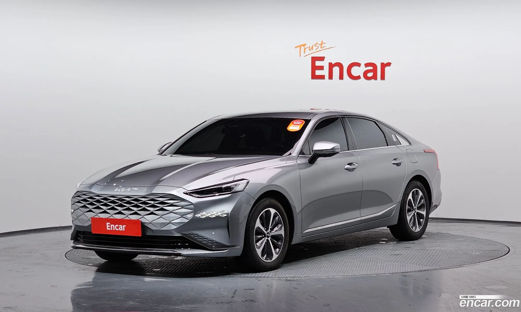 Kia K8 Hybrid 2022 — 4