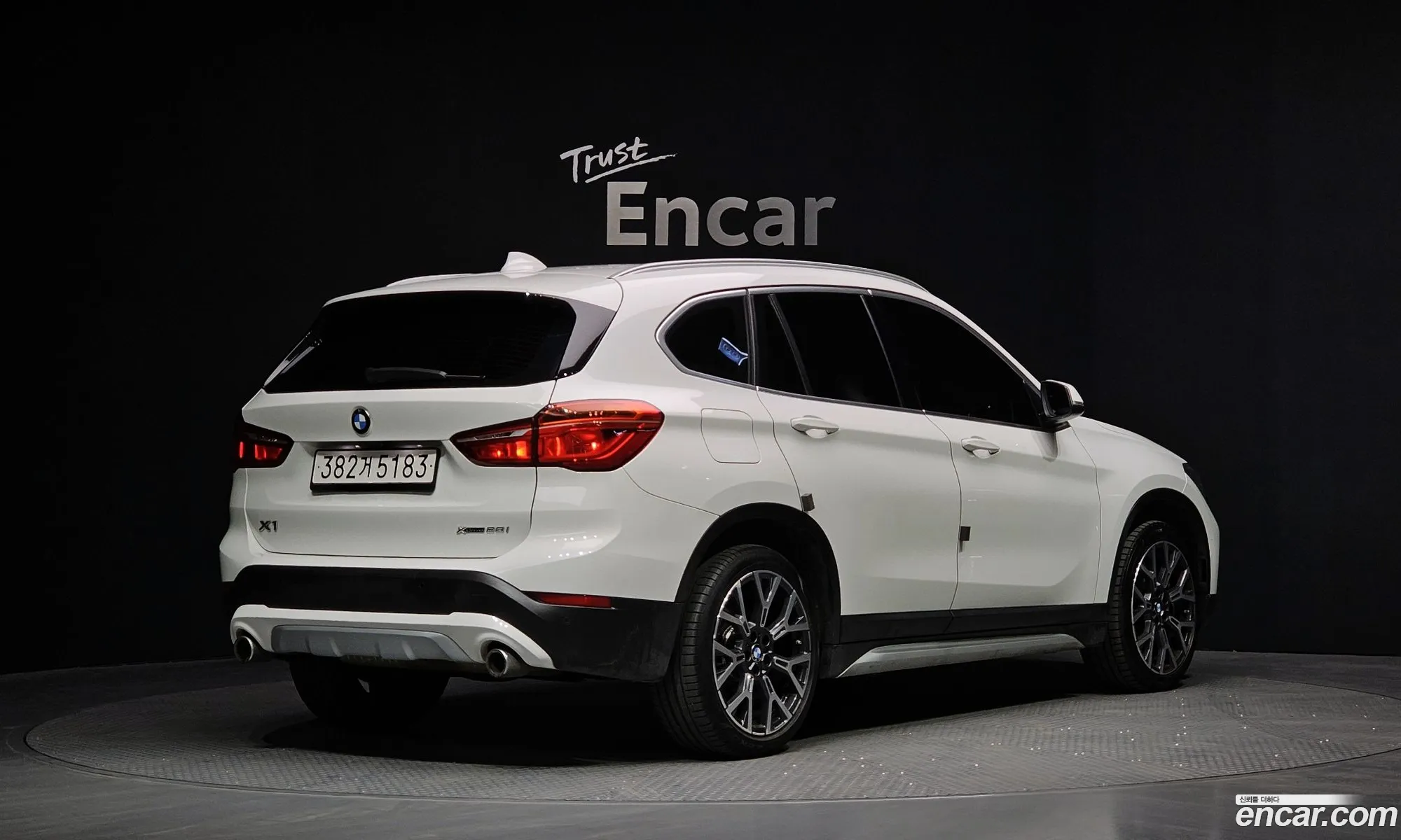 BMW X1 2022 WBA11DG09N5V27816 — 6