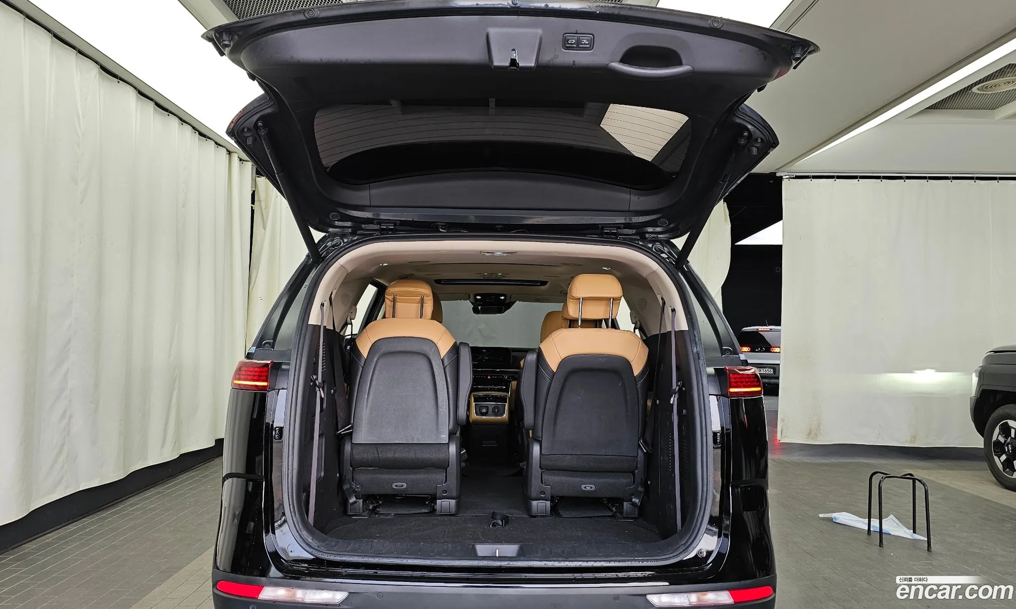 Kia Carnival 2020 — 16