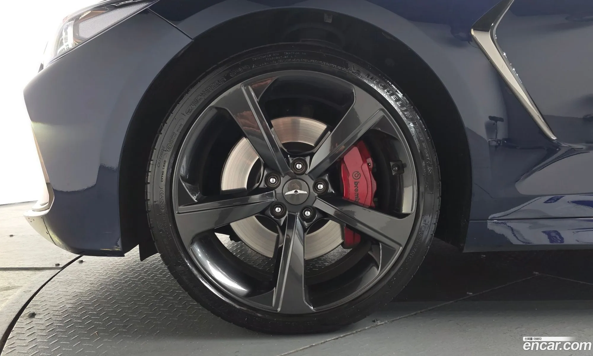 Genesis G70 2019 — 3