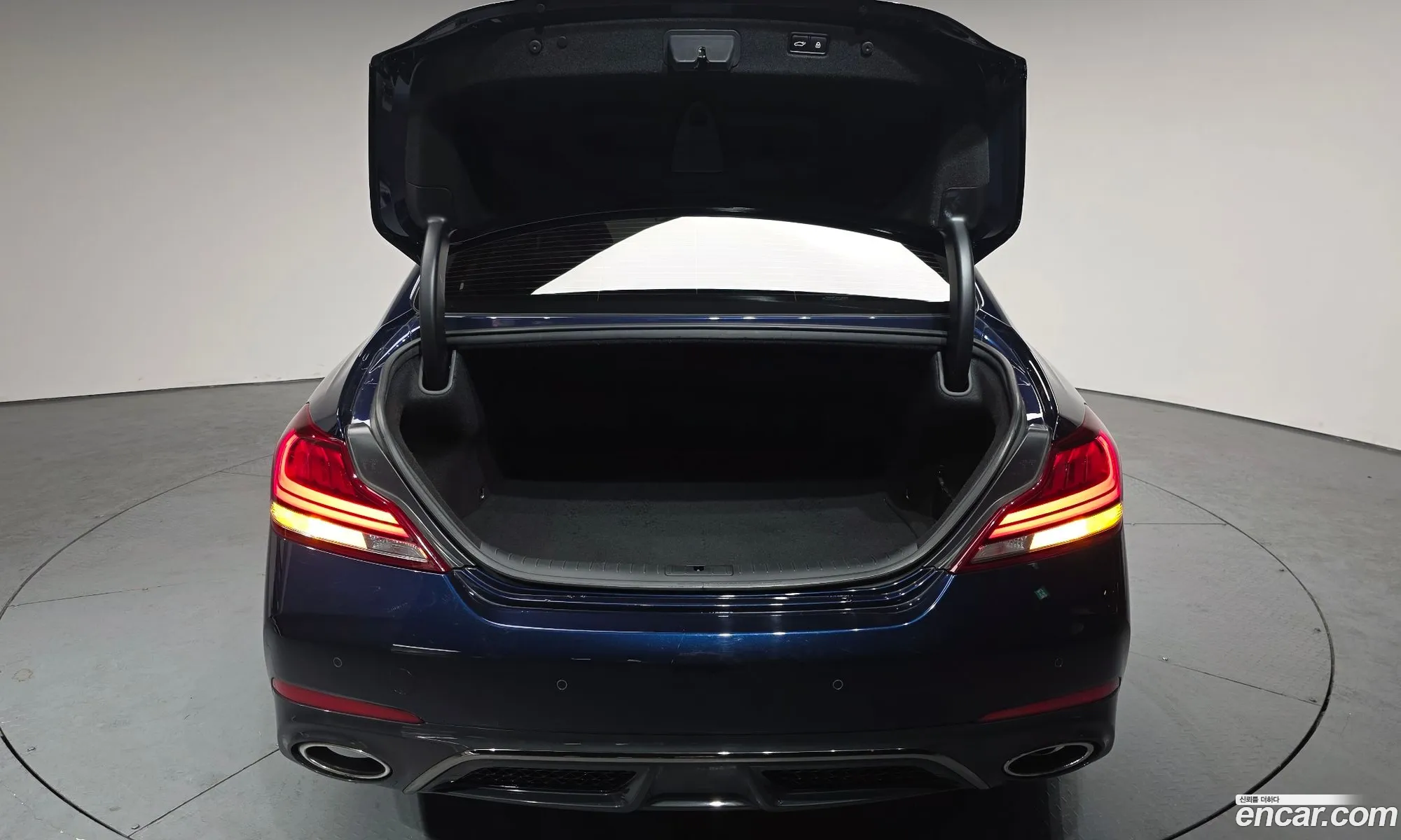 Genesis G70 2019 — 11