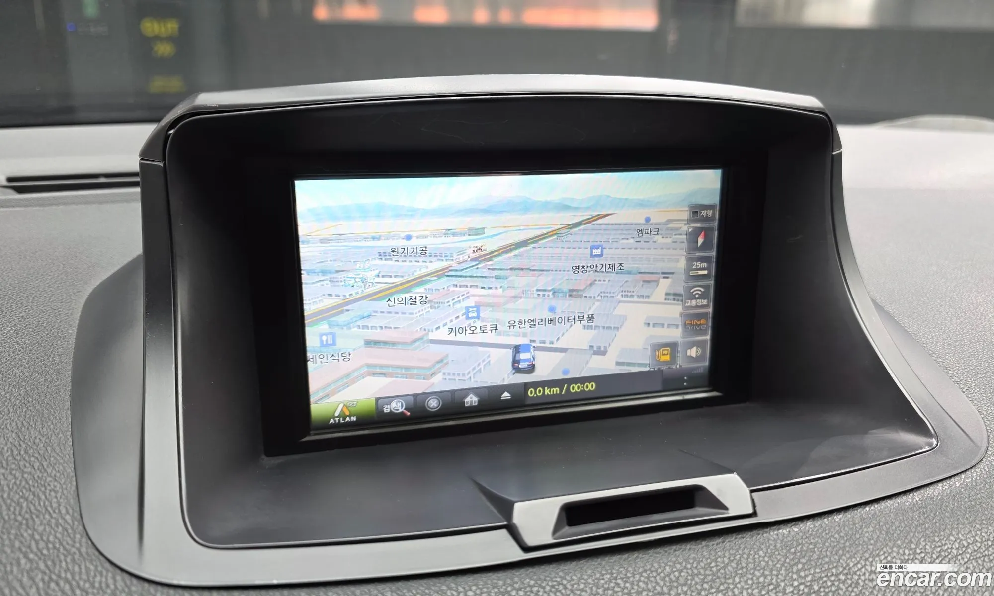 Renault Korea (Samsung) SM3 Neo 2015 — 10