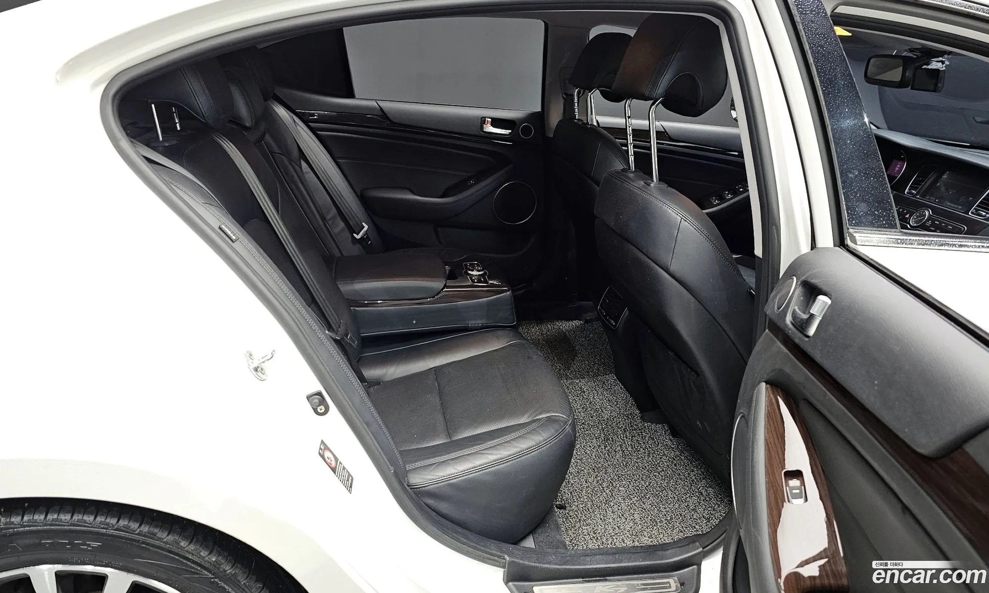 Kia K7 2015 KNALM415BFA207426 — 3