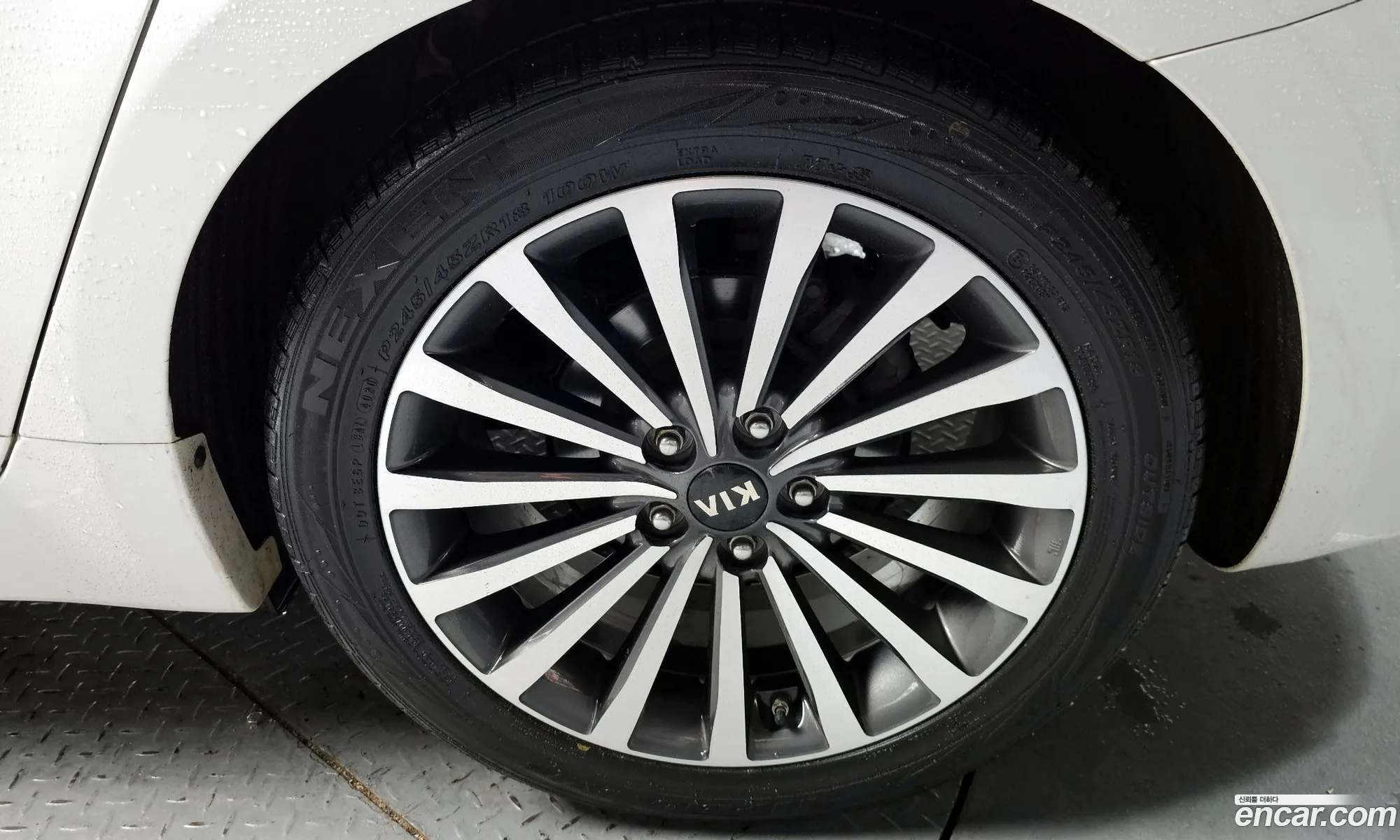 Kia K7 2015 KNALM415BFA207426 — 10