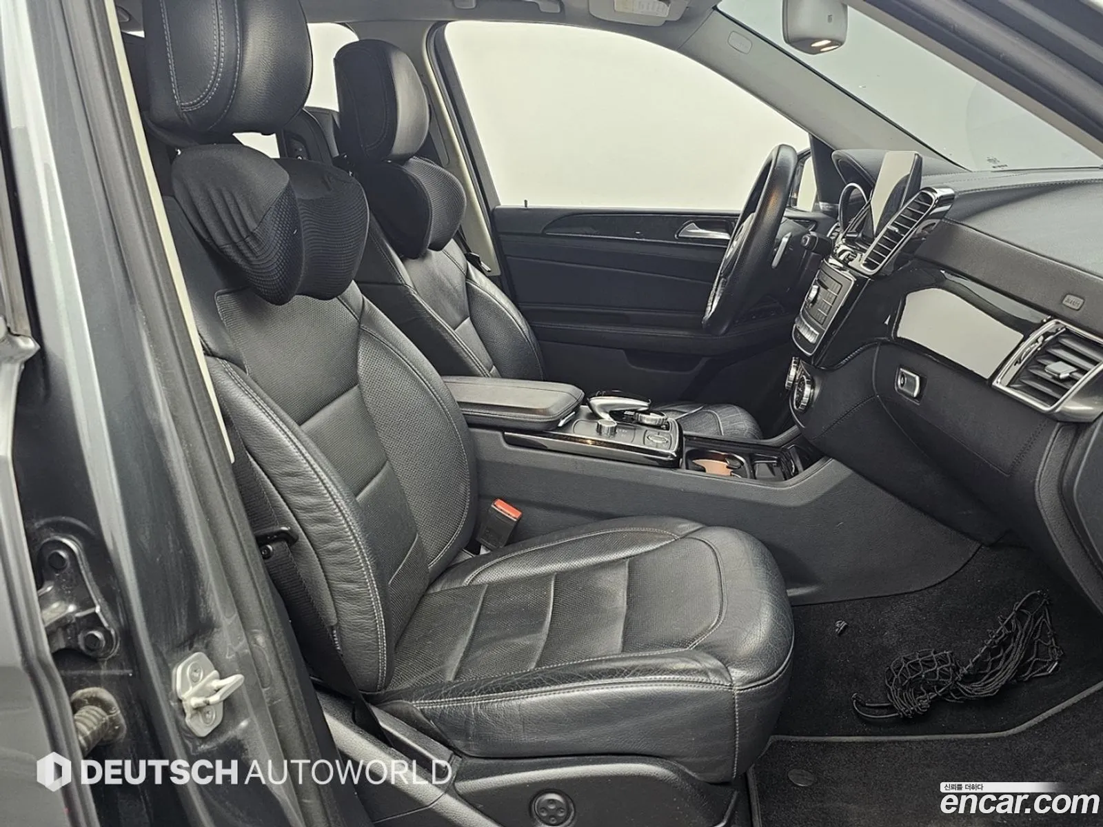 Mercedes-Benz GLS-Class X166 2017 — 17