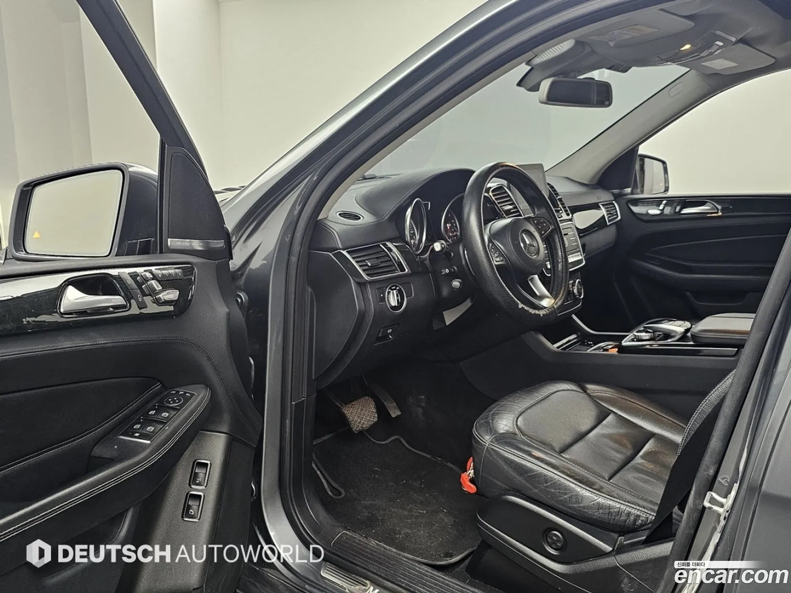 Mercedes-Benz GLS-Class X166 2017 — 19