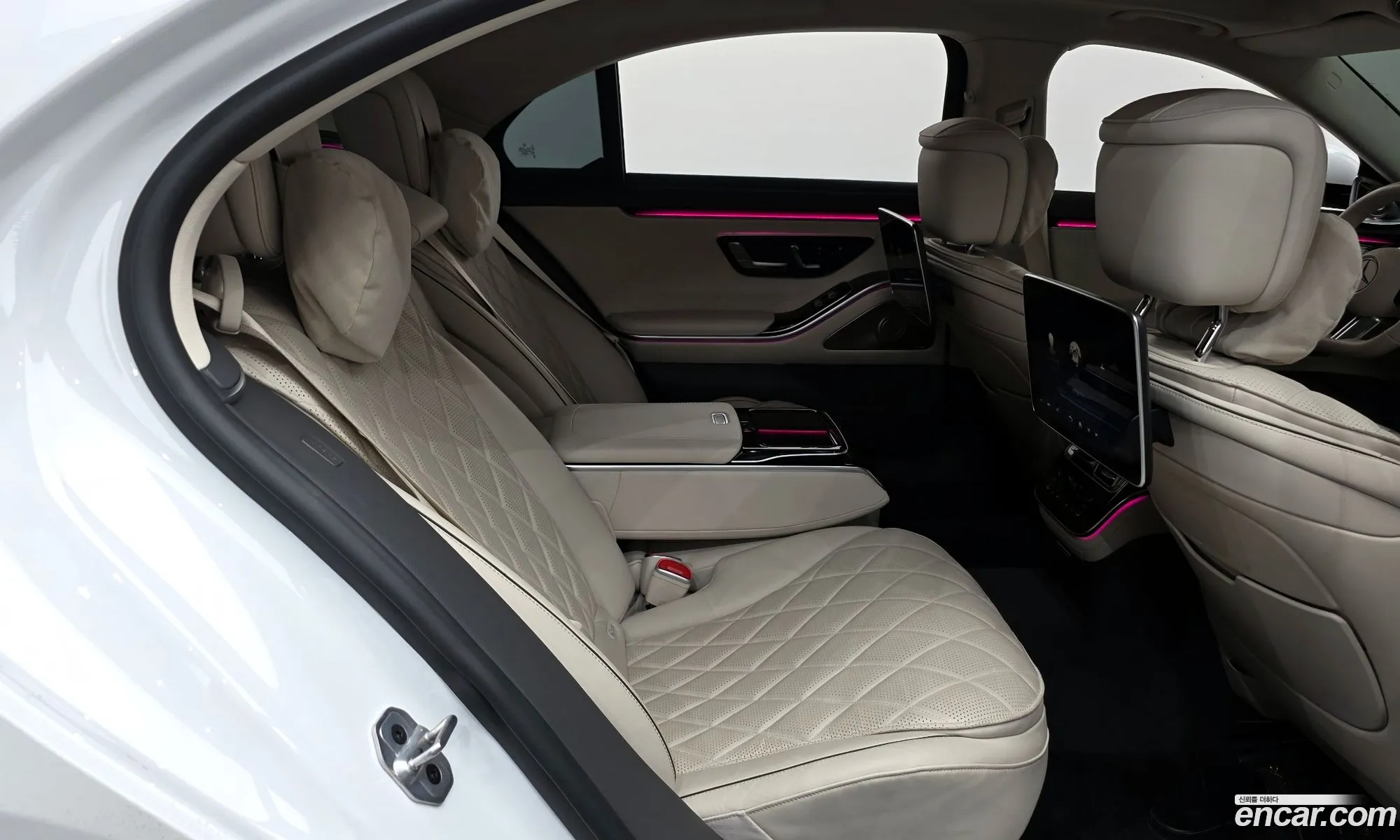 Mercedes-Benz S-Class W223 2024 — 9