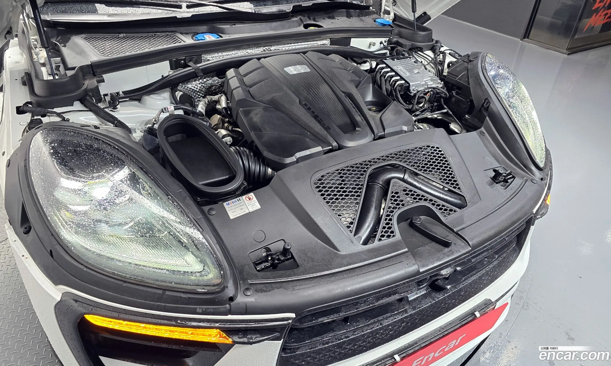 Porsche Macan 2022 — 2