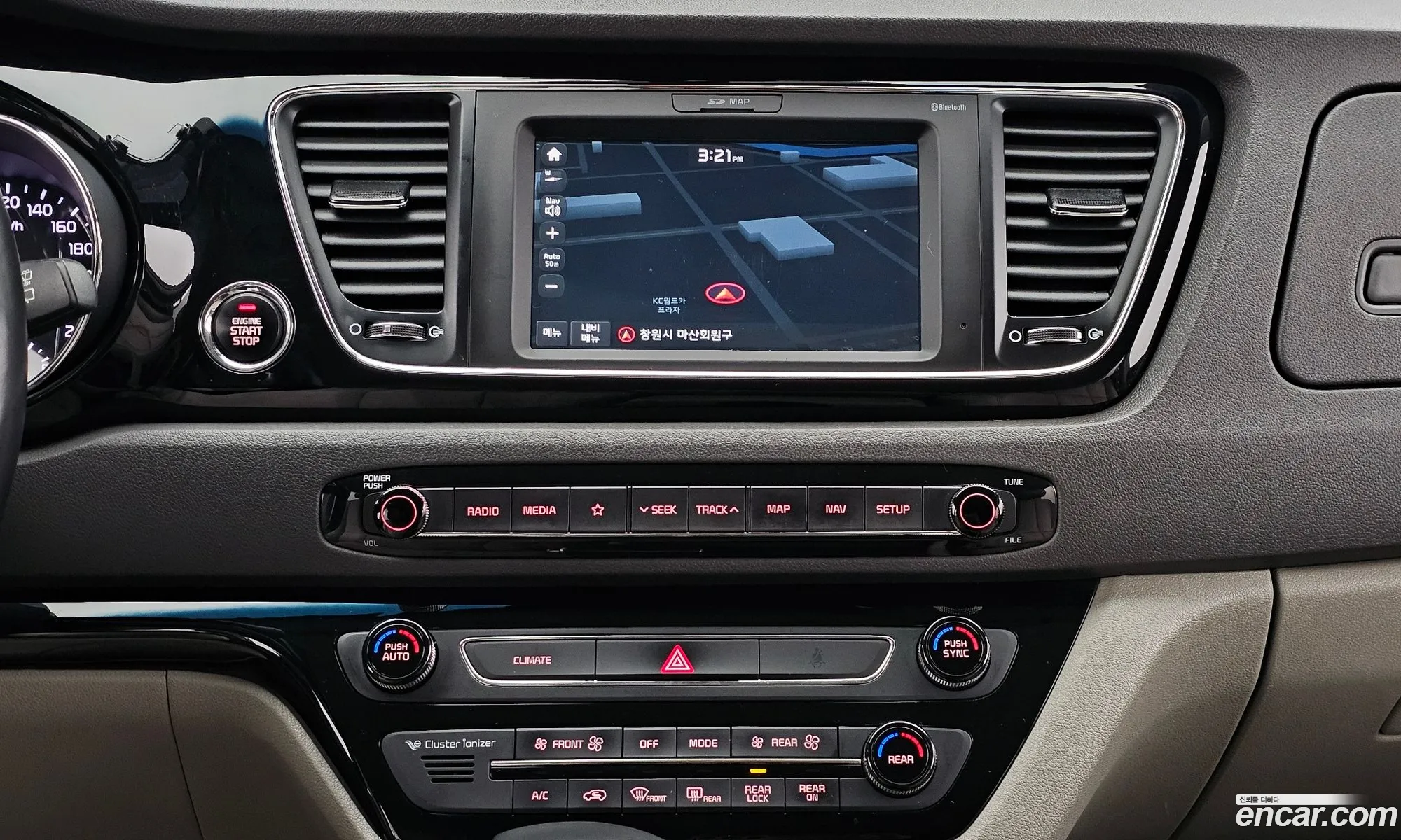 Kia Carnival 2018 — 17