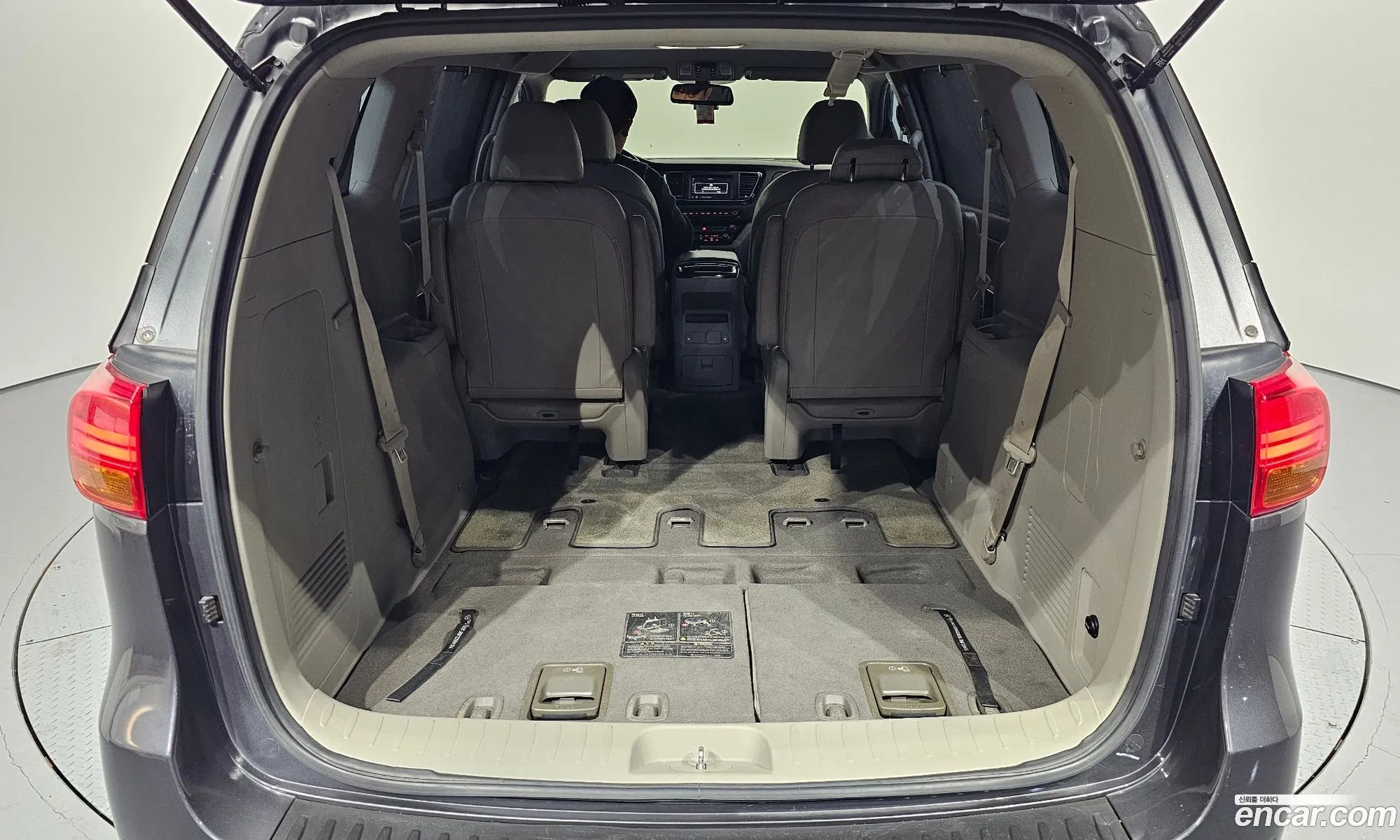 Kia Carnival 2018 — 19