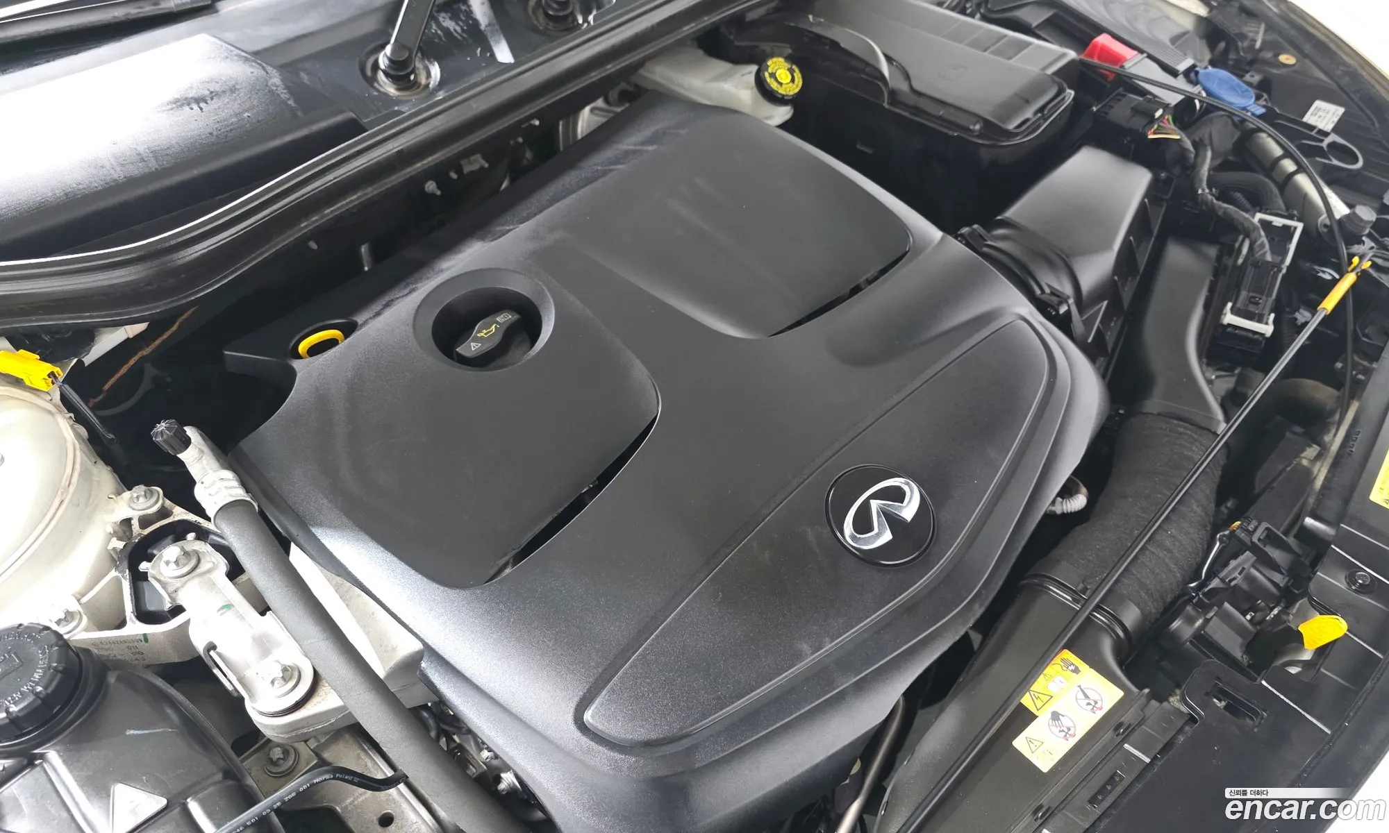 Infiniti Q30 2017 SJKCH53E6HA028186 — 13