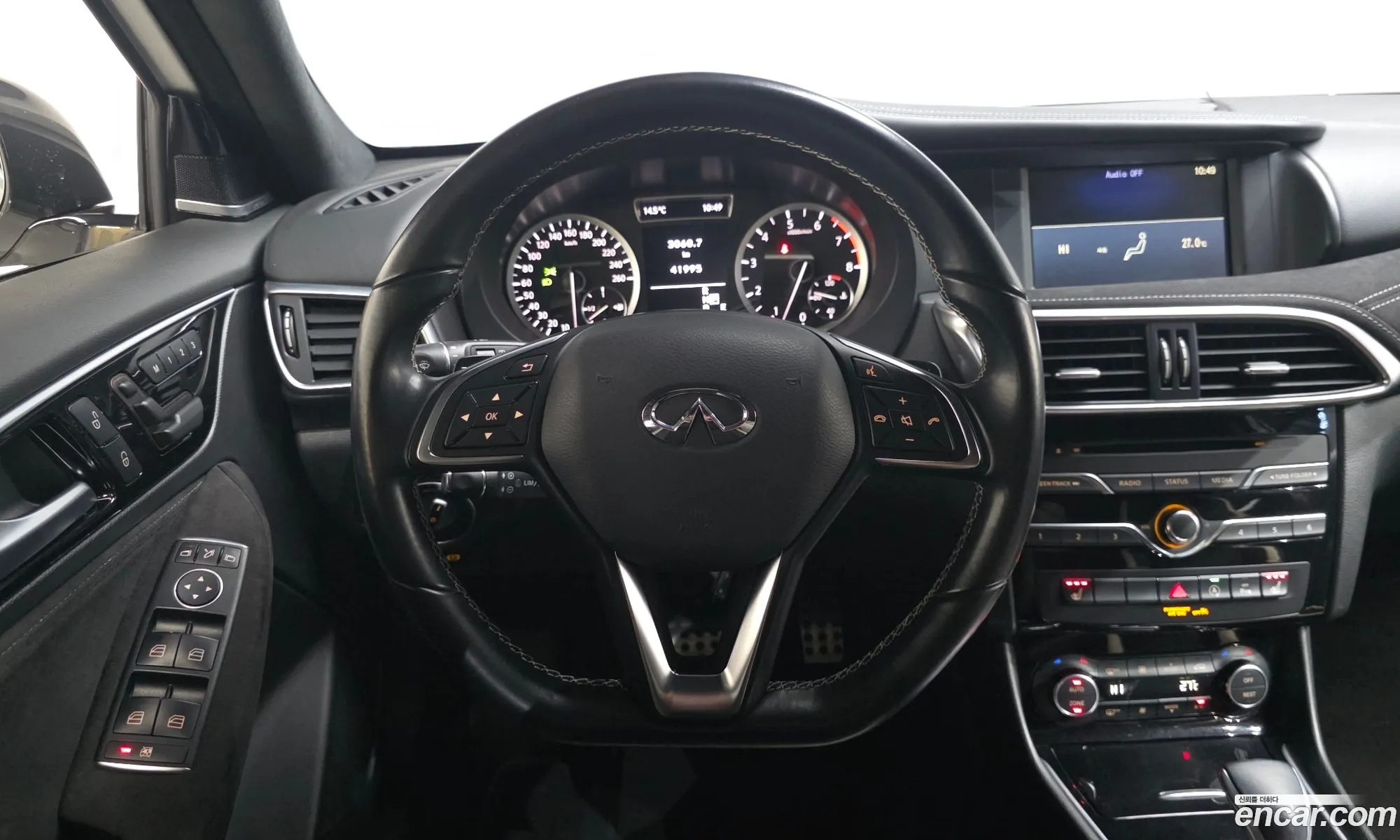 Infiniti Q30 2017 SJKCH53E6HA028186 — 8