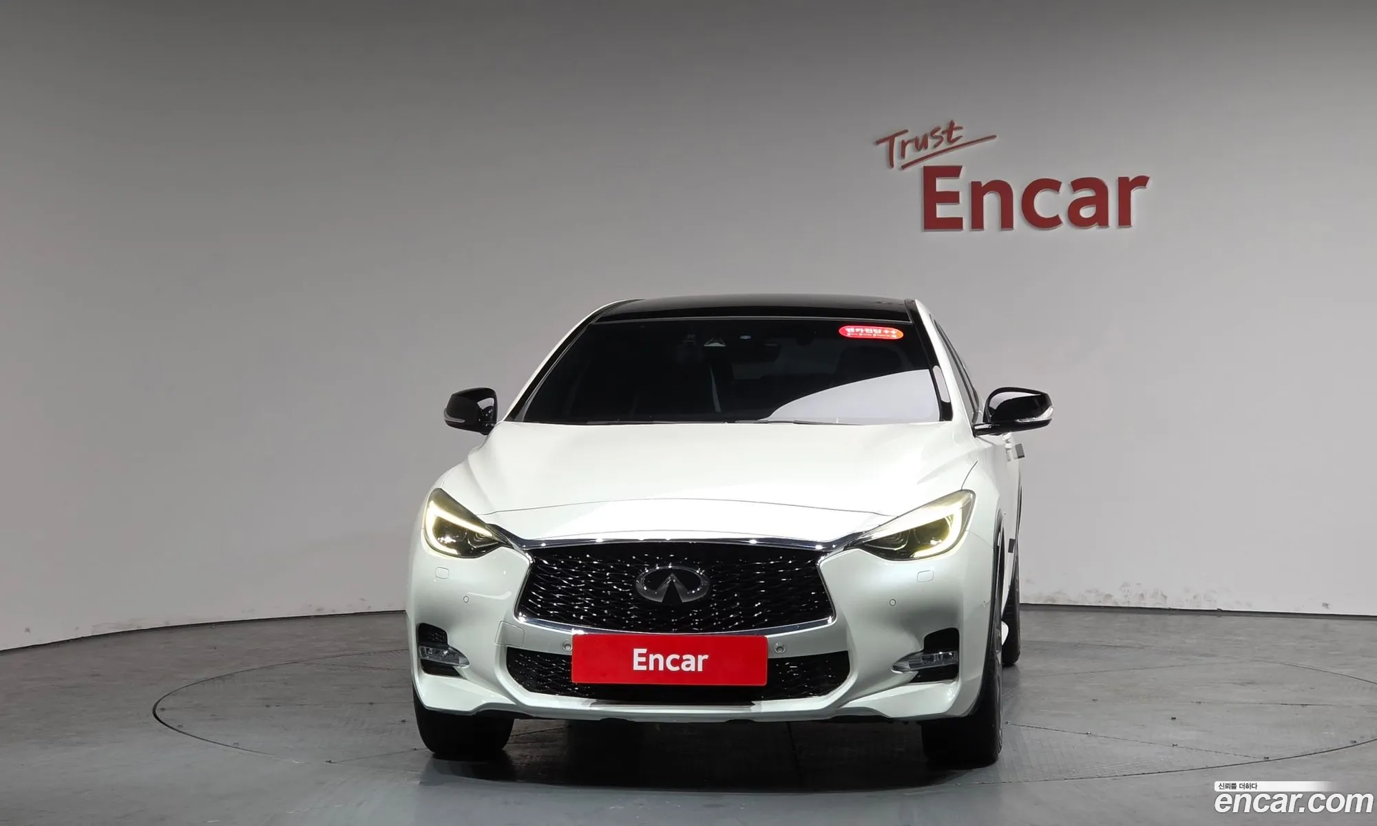 Infiniti Q30 2017 SJKCH53E6HA028186 — 12