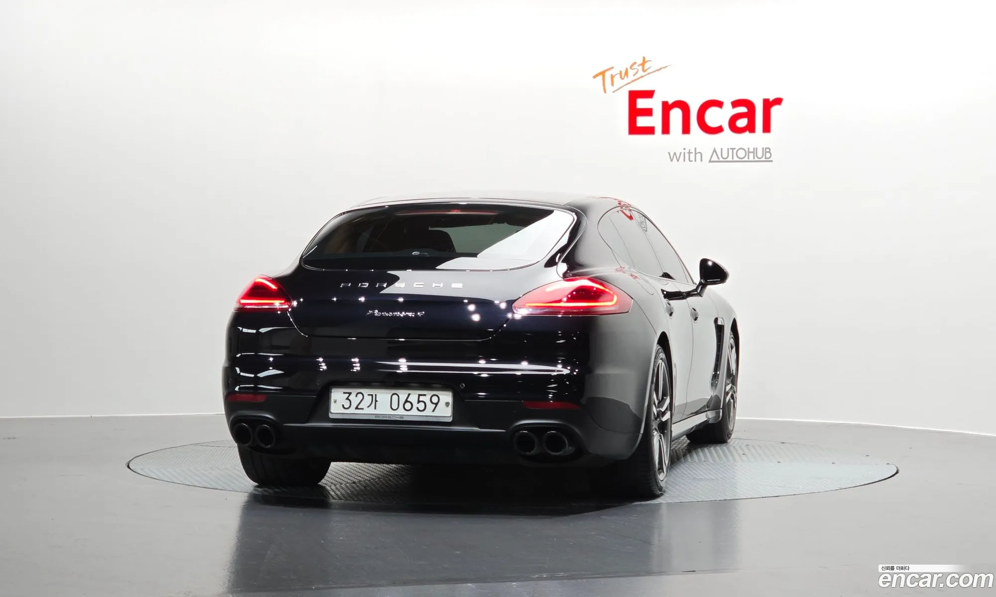 Porsche Panamera 2016 WP0AA2976GL004303 — 2