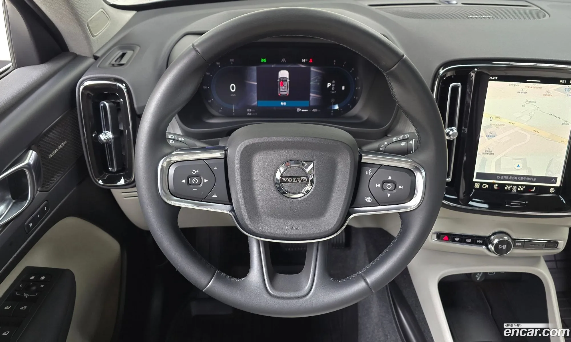 Volvo XC40 2024 — 9