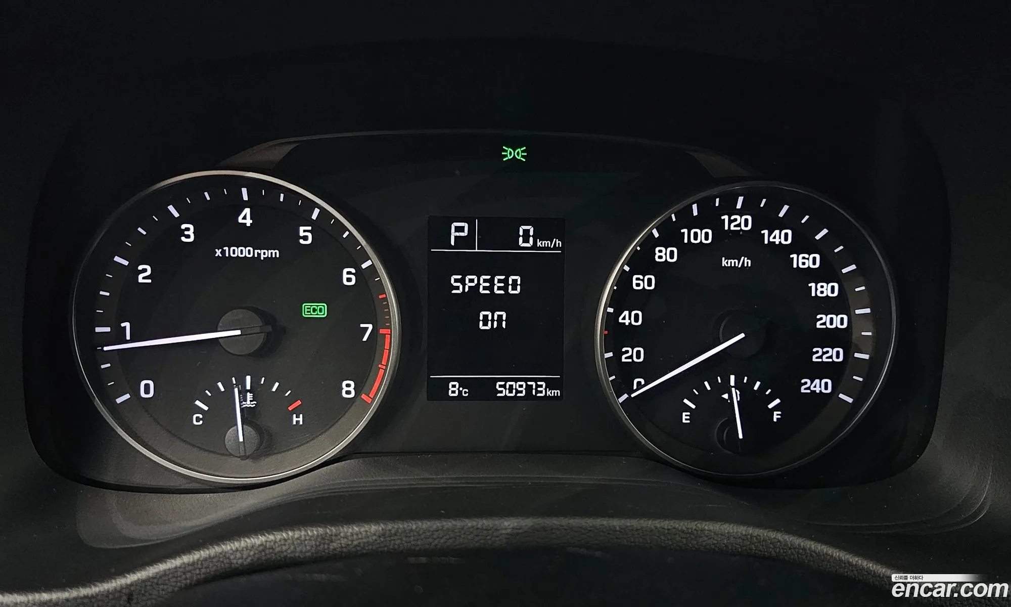 Hyundai Elantra AD 2017 — 14