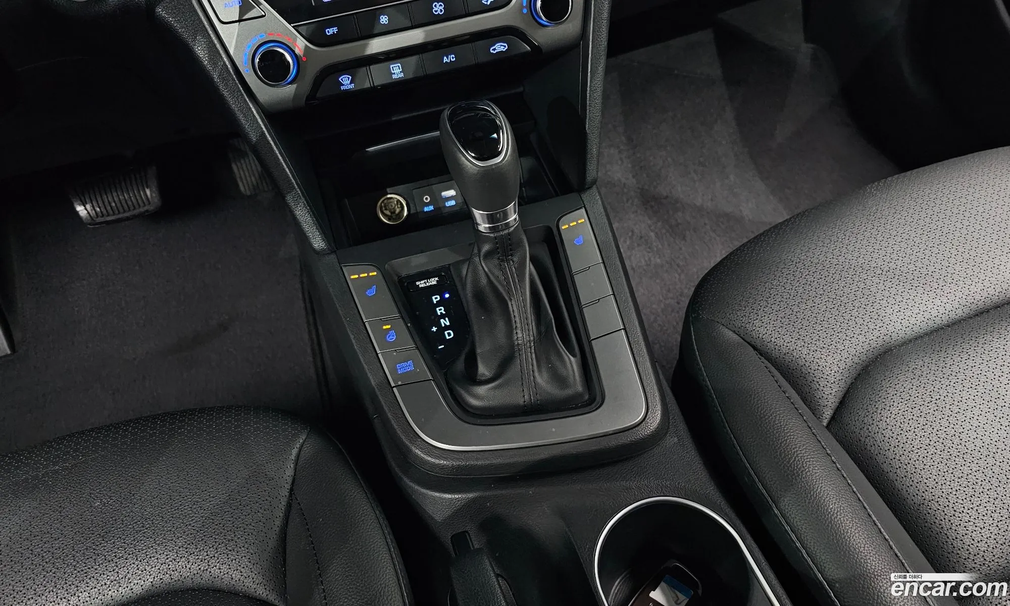 Hyundai Elantra AD 2017 — 13