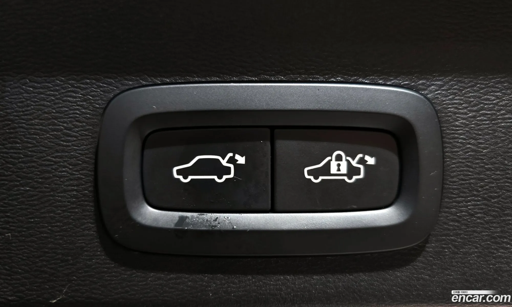 Volvo XC40 2021 YV1XZK92CM2523729 — 18