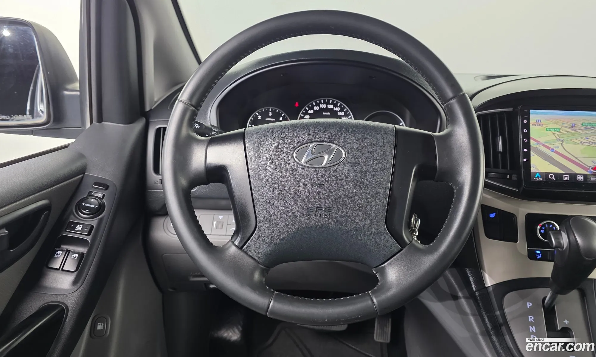 Hyundai Grand Starex 2021 — 11