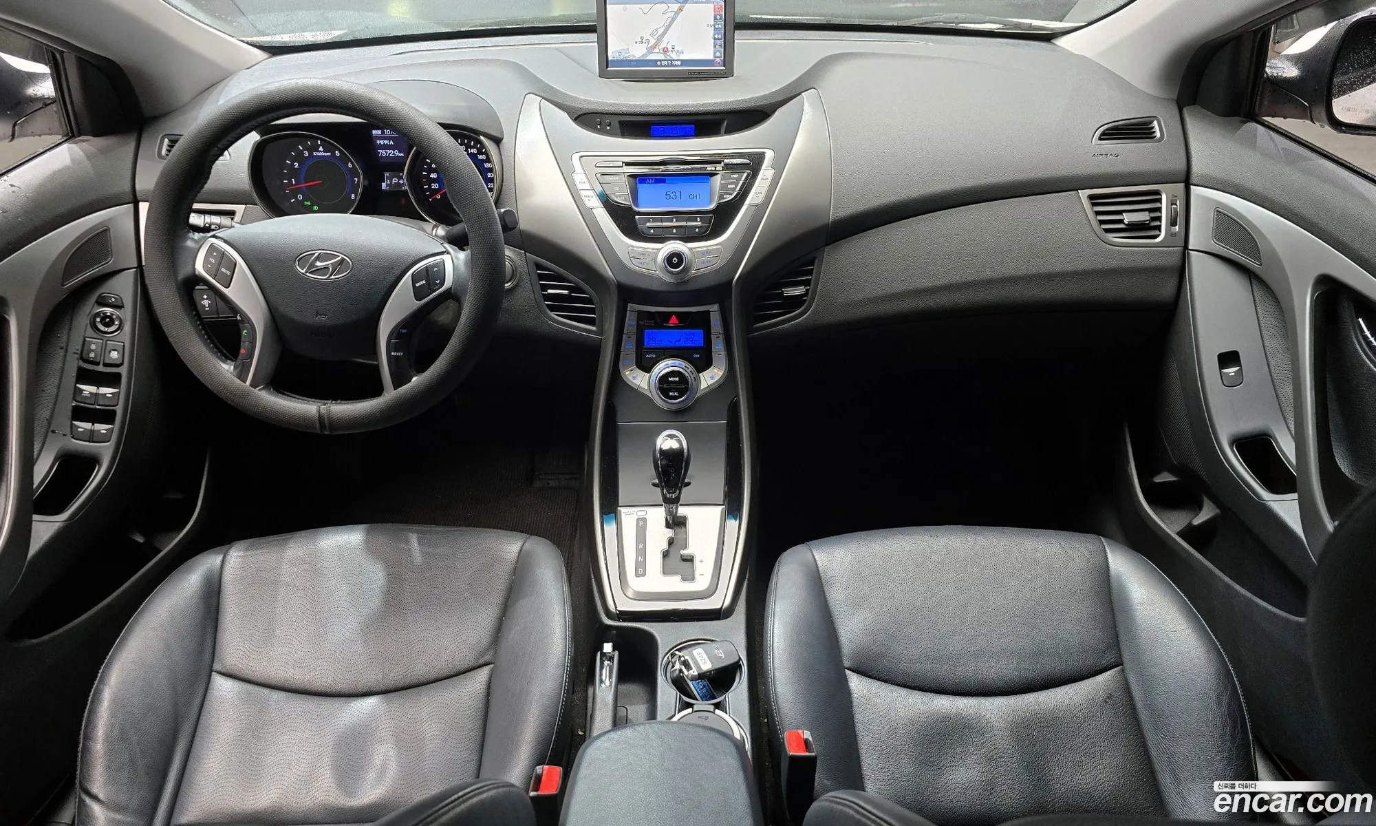 Hyundai Elantra MD 2012 KMHDH41DBCU501749 — 17