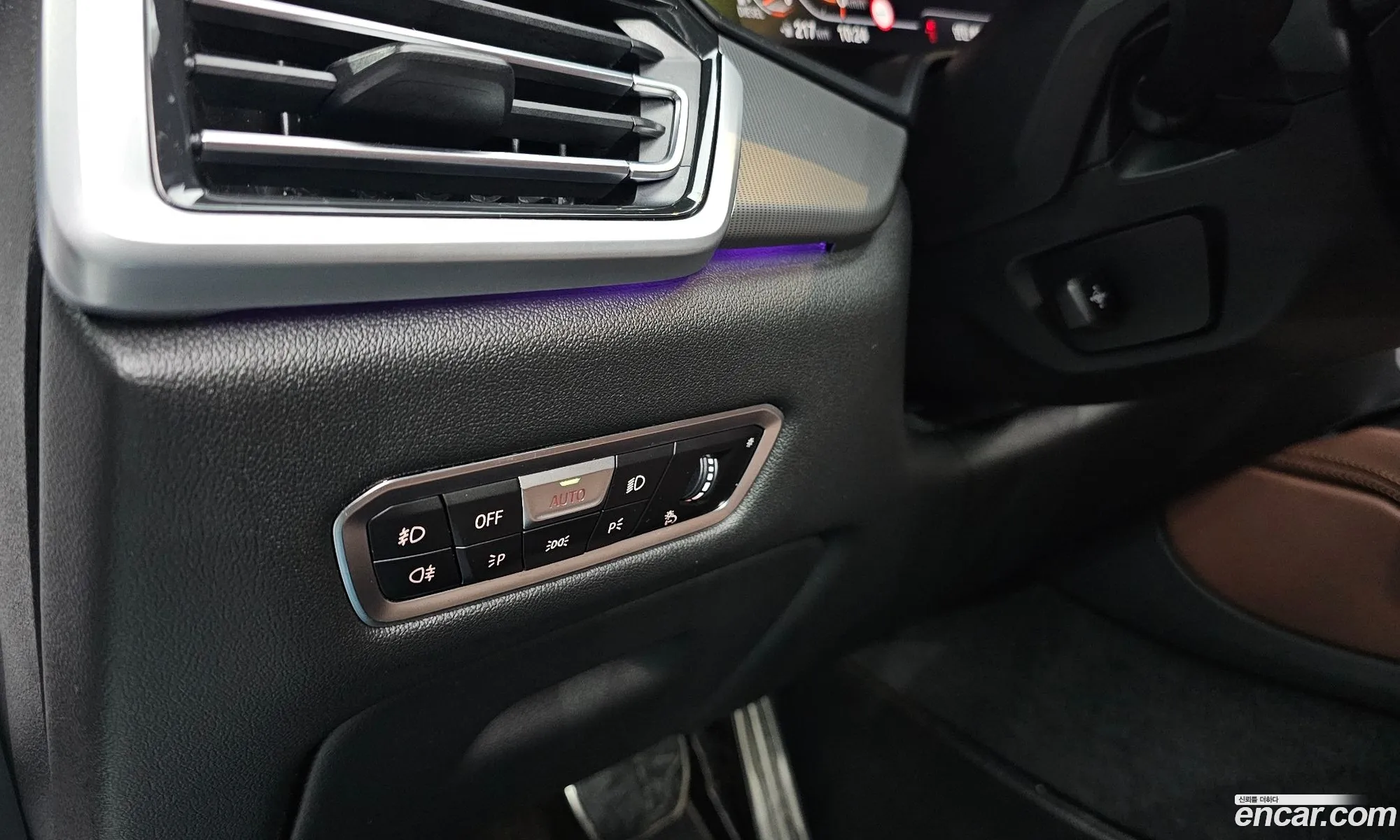 BMW X6 2020 WBAGT2108L9D36091 — 17