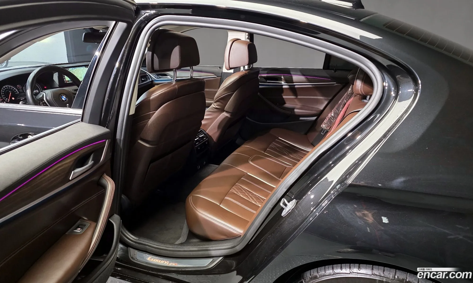 BMW 5 Series 2018 WBAJD9106JWC83546 — 20
