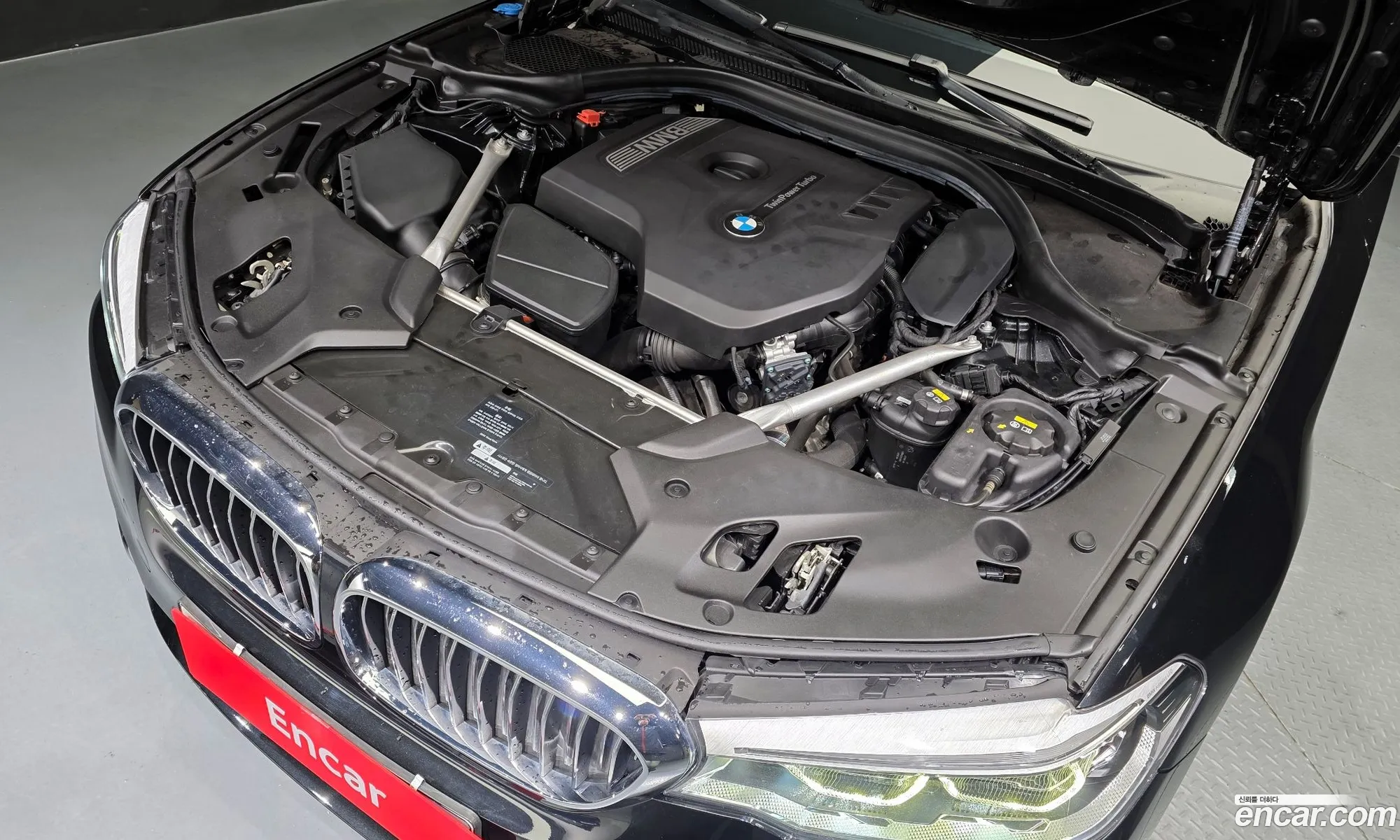 BMW 5 Series 2018 WBAJD9106JWC83546 — 7