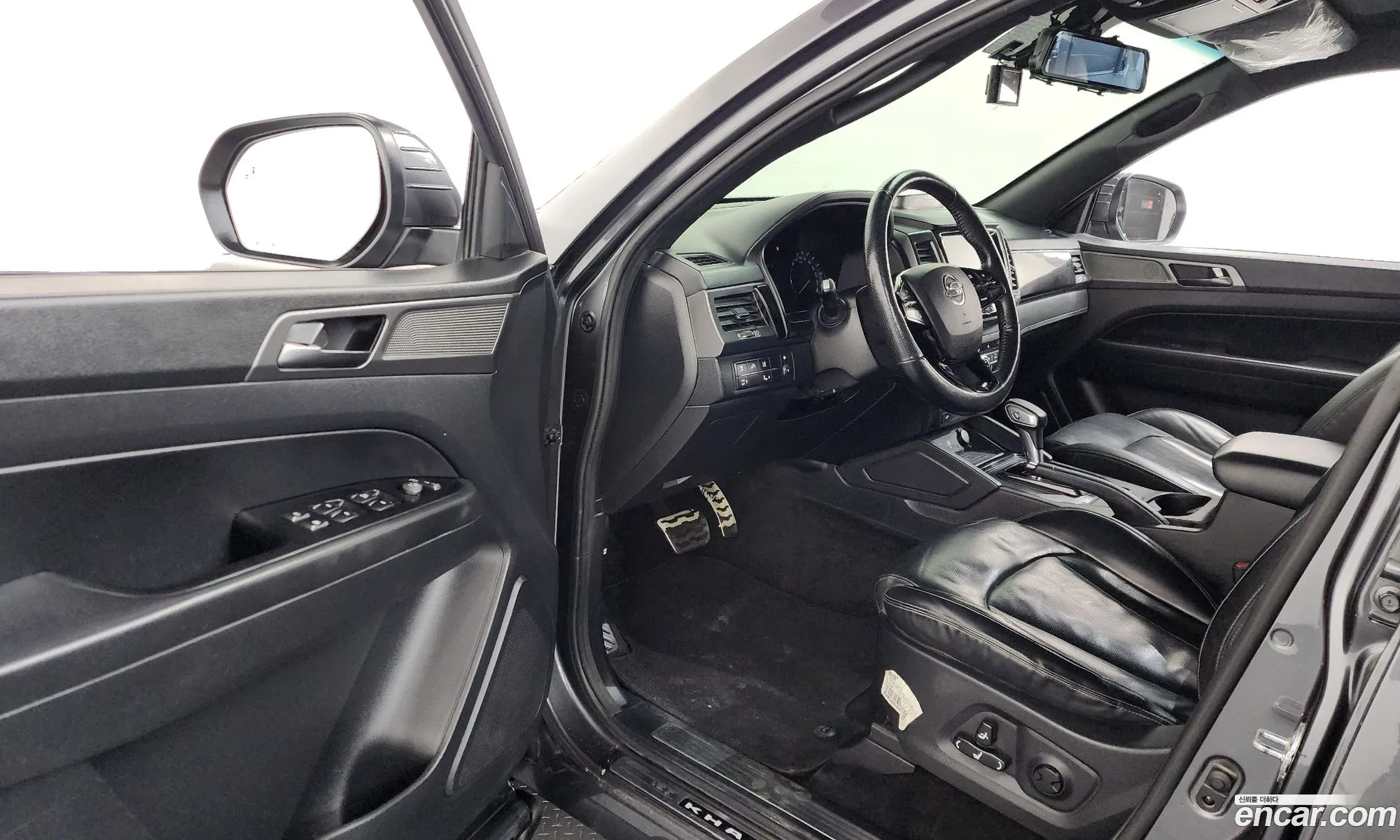 KG Mobility (SsangYong) Rexton Sports Khan 2021 — 10
