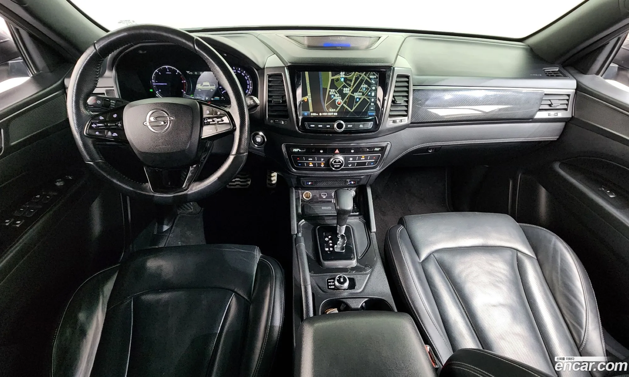 KG Mobility (SsangYong) Rexton Sports Khan 2021 — 12