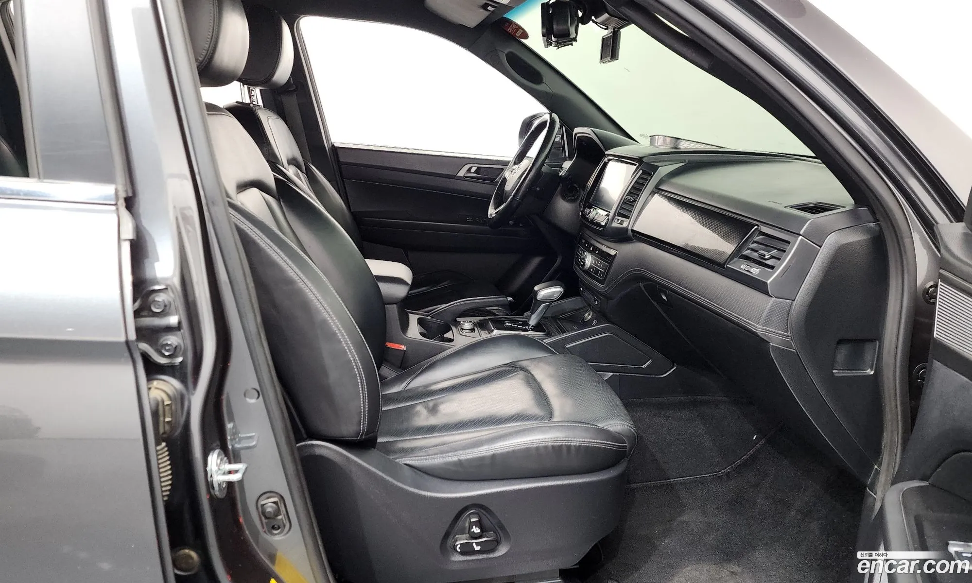 KG Mobility (SsangYong) Rexton Sports Khan 2021 — 20