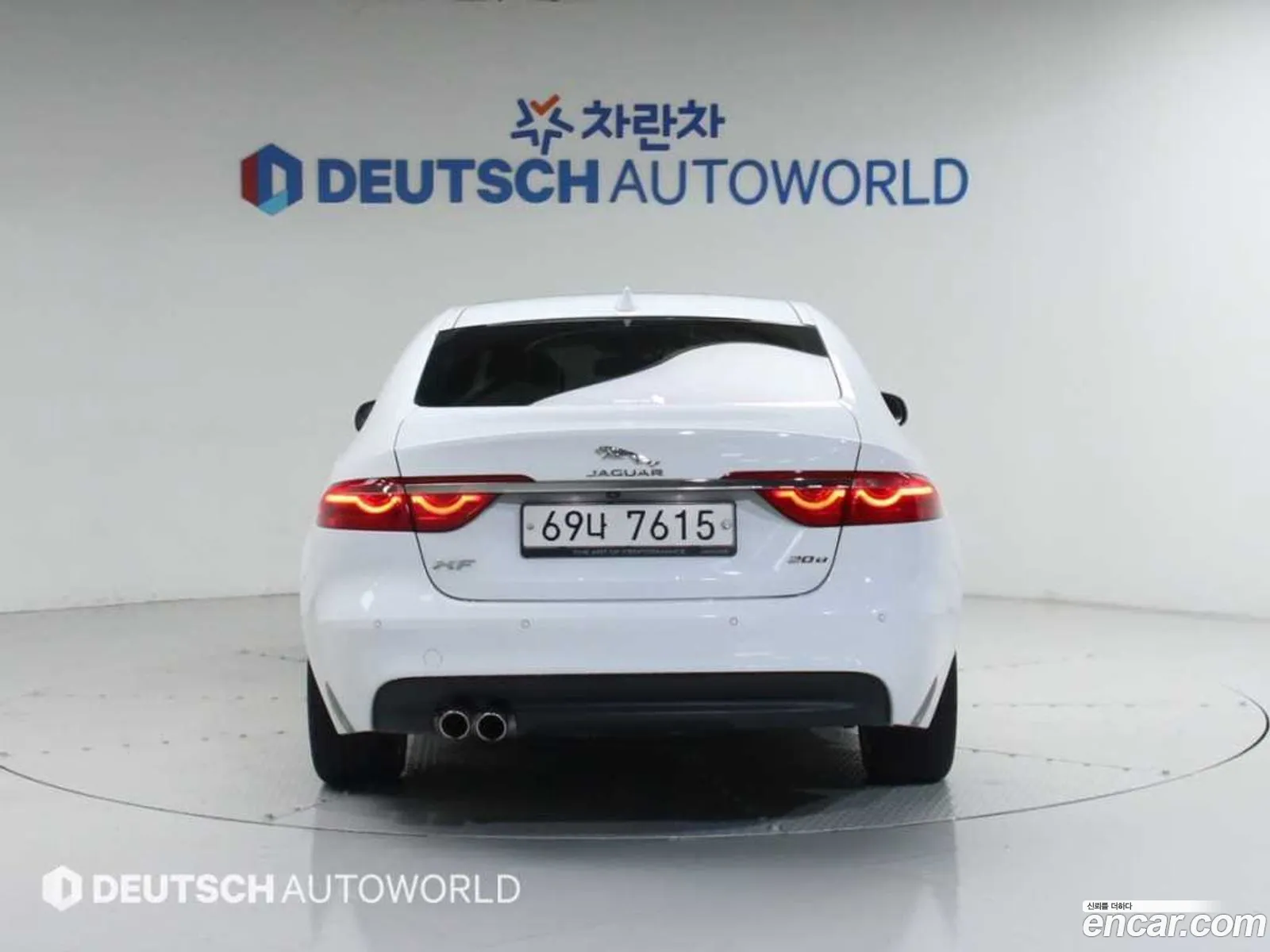 Jaguar XF 2018 — 9
