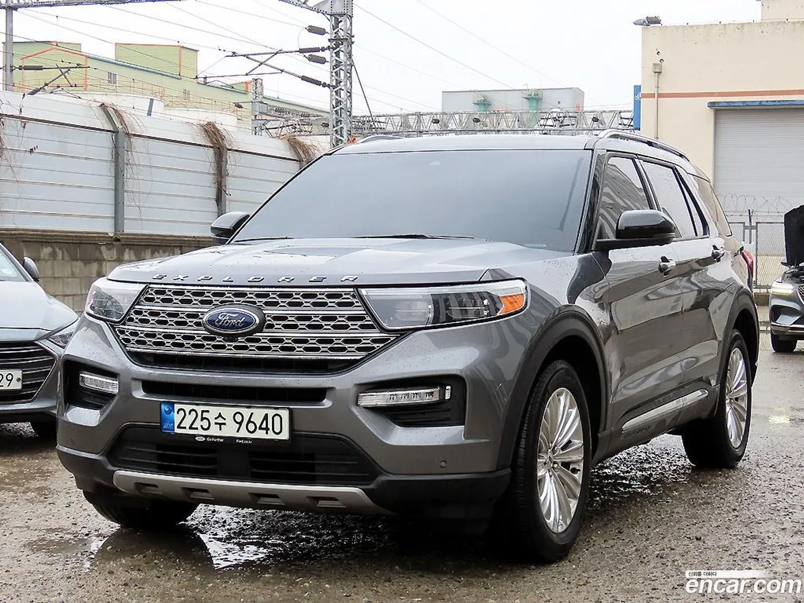Ford Explorer 6th Gen 2021 — 2