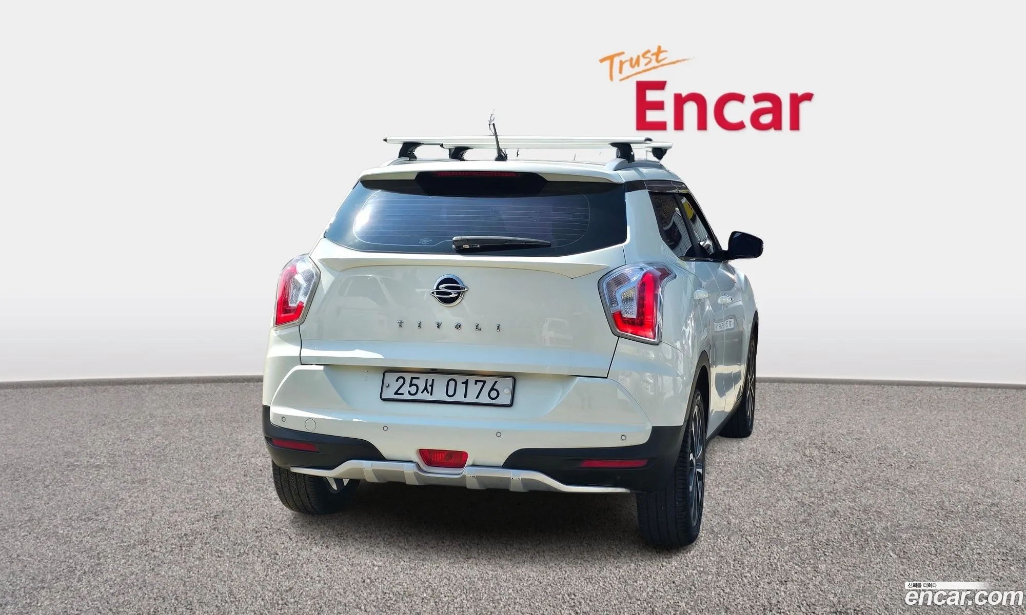 KG Mobility (SsangYong) Tivoli 2016 — 19