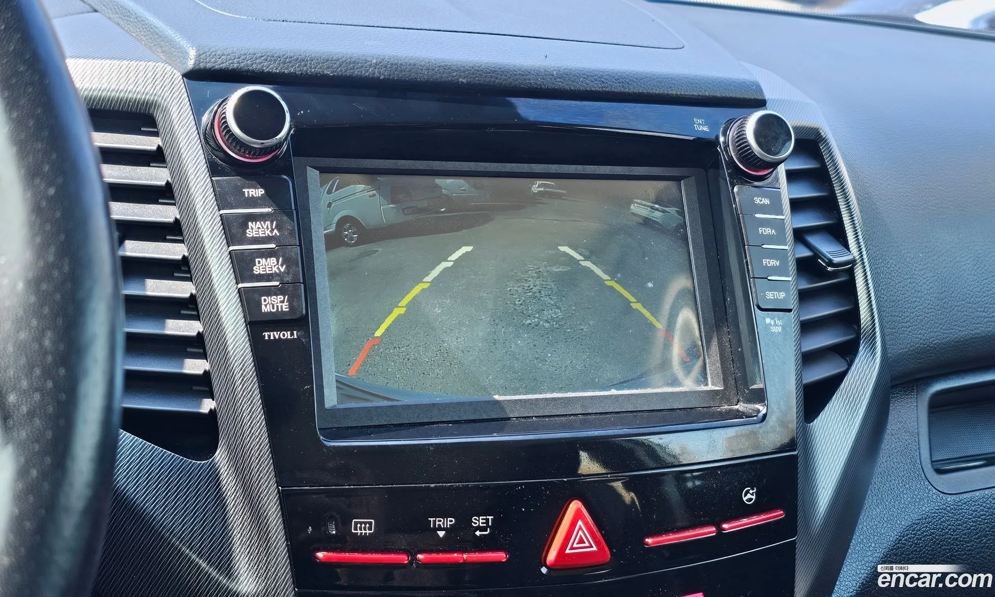 KG Mobility (SsangYong) Tivoli 2016 — 17