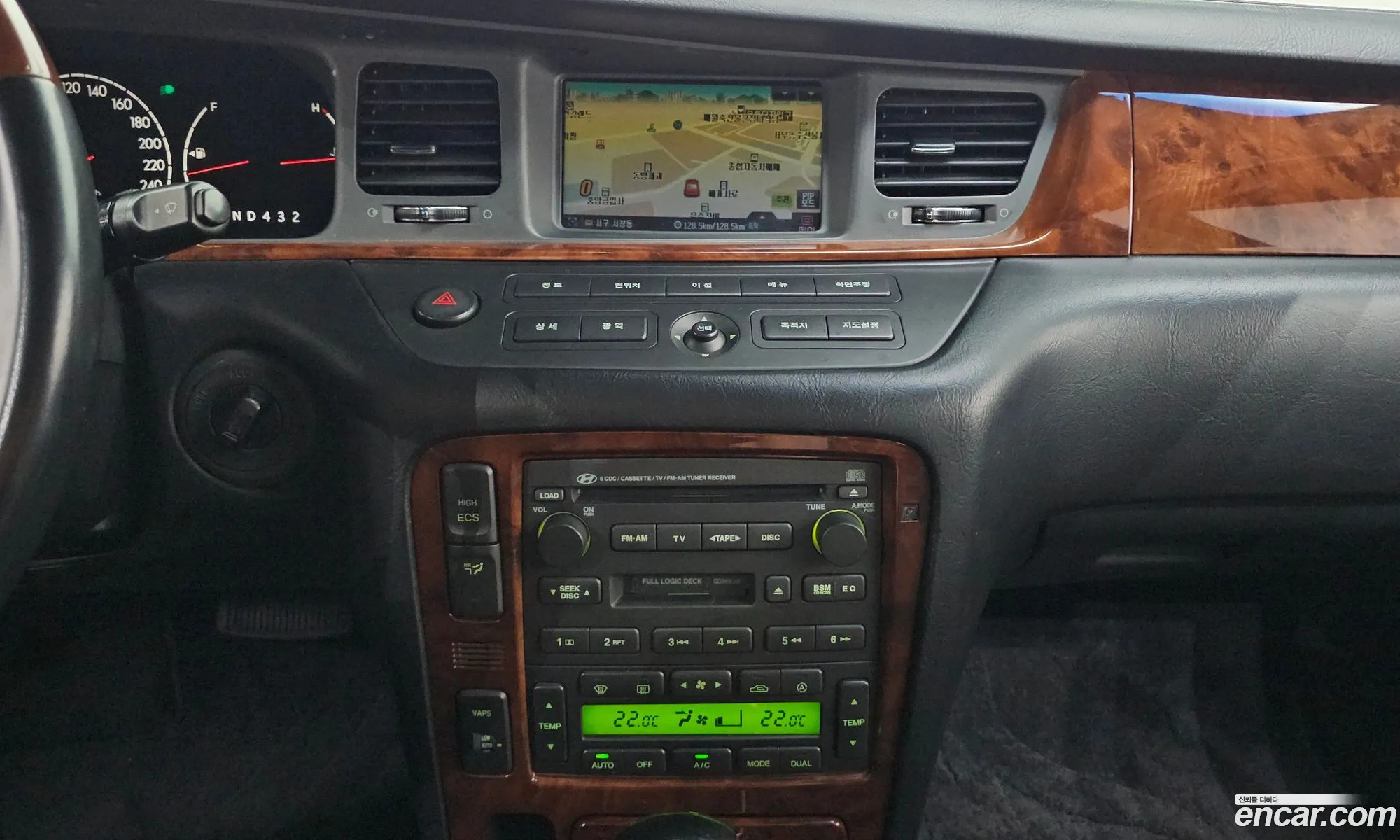 Hyundai Equus 2005 — 19