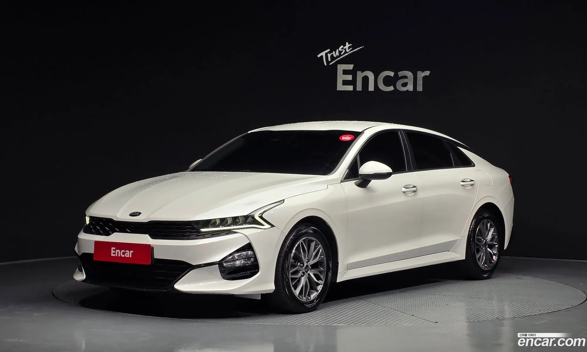 Kia K5 2020 KNAG141ABLA029345 — 8