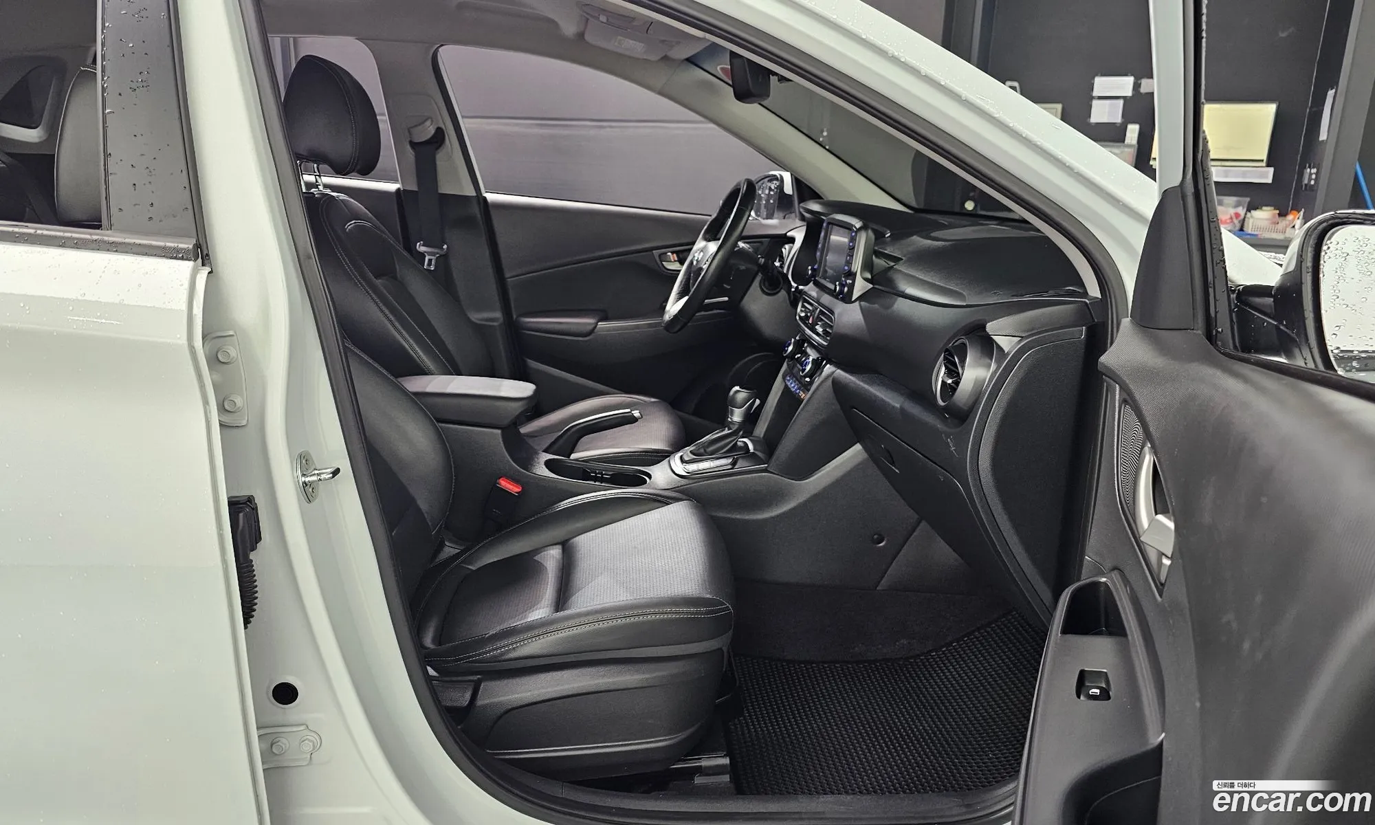 Hyundai Kona 2019 — 17