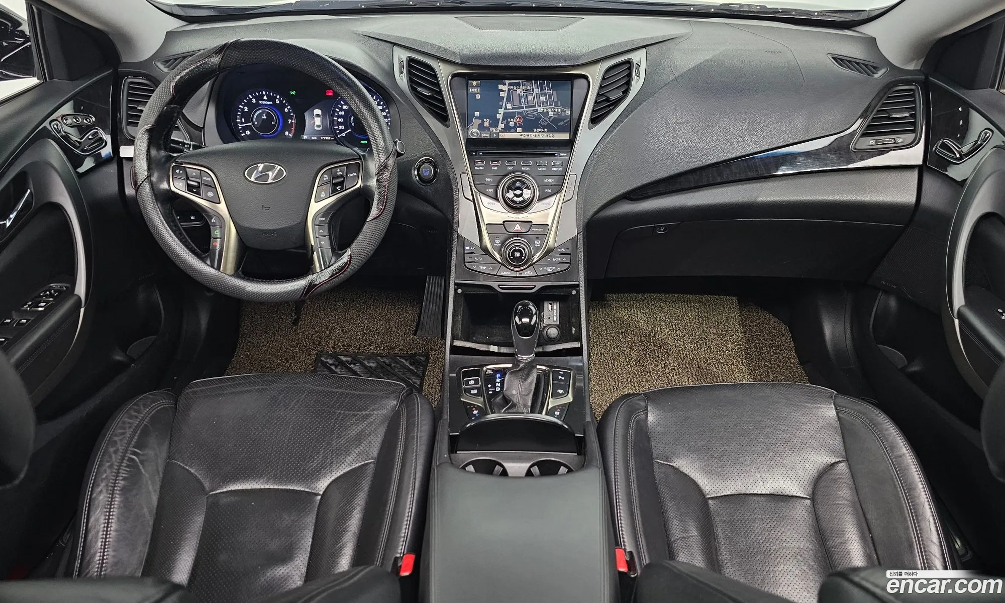 Hyundai Grandeur HG 2012 — 19