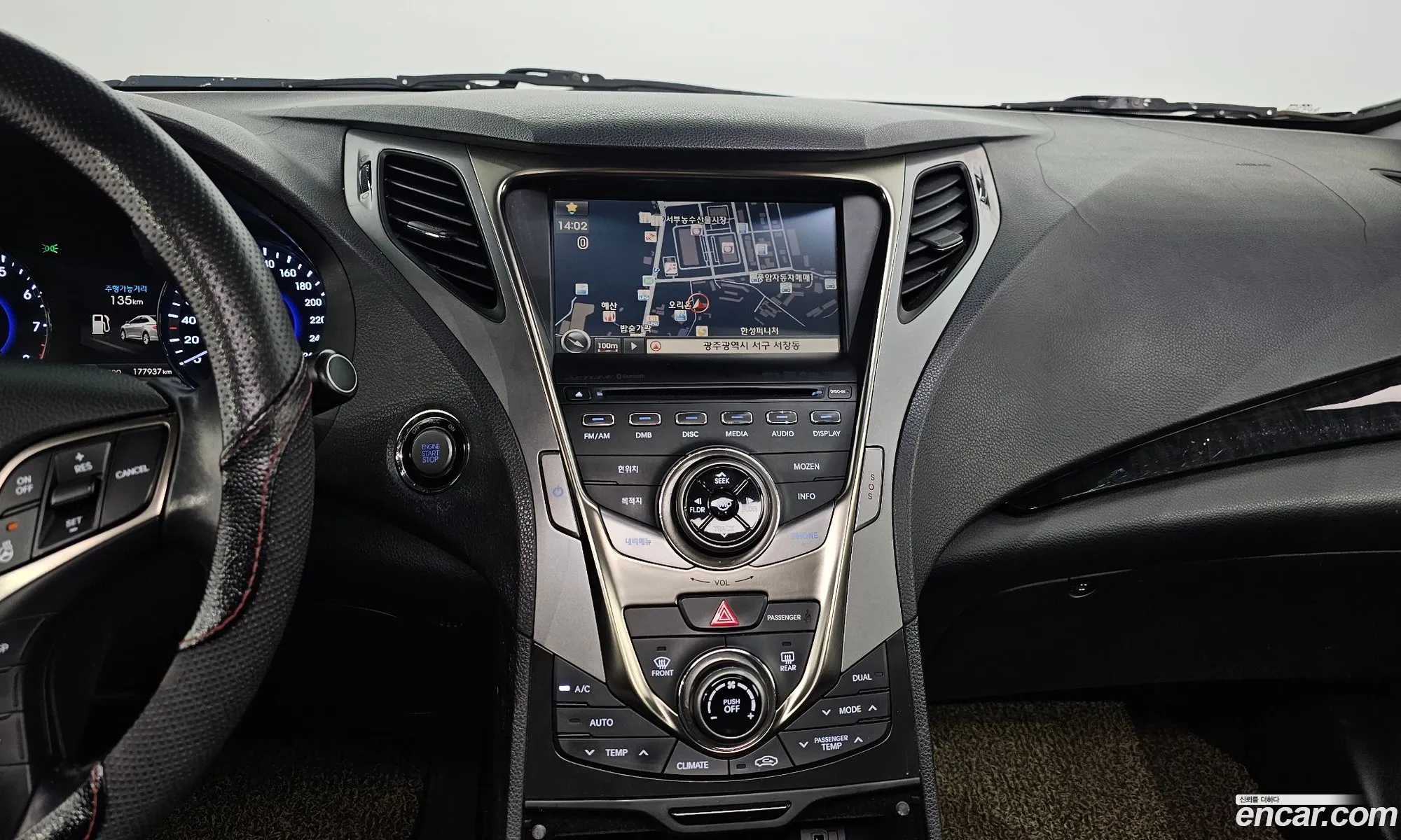 Hyundai Grandeur HG 2012 — 12