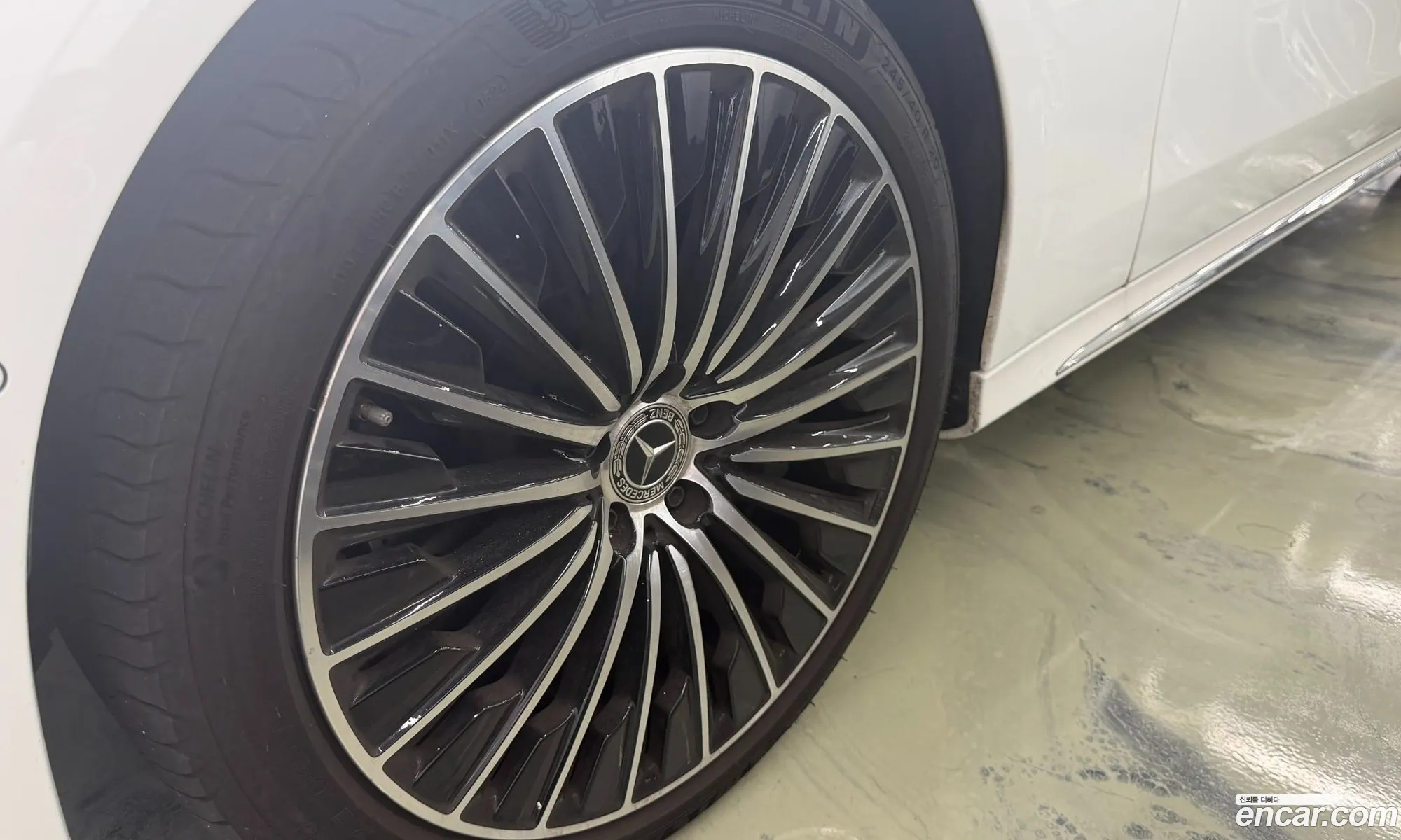 Mercedes-Benz E-Class W214 2024 — 4