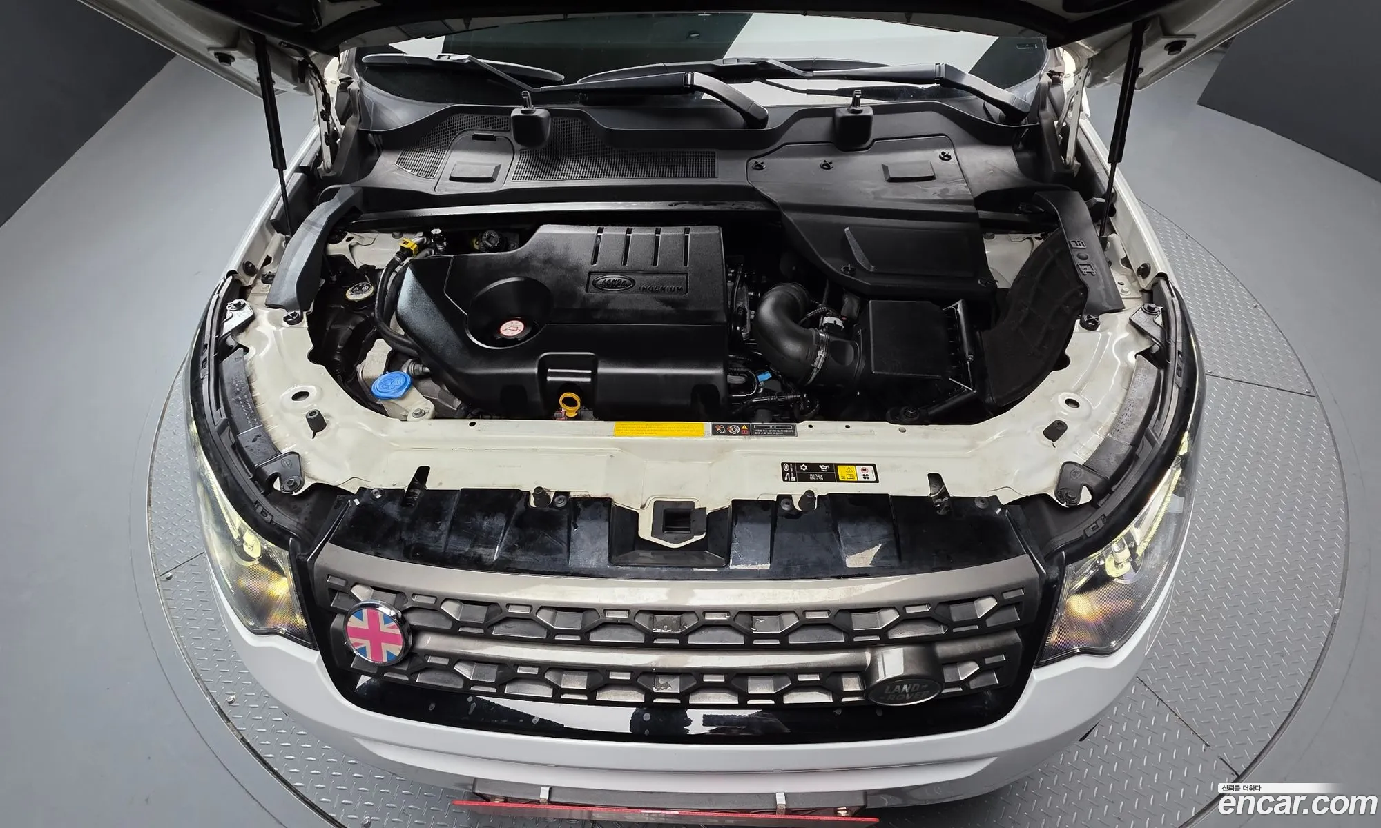 Land Rover Discovery Sport 2019 — 19