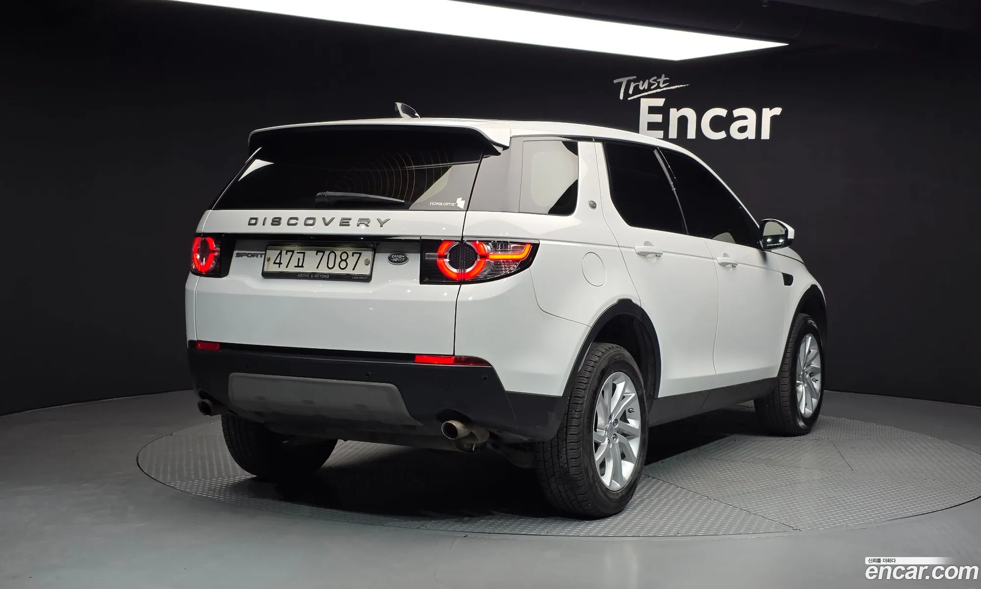 Land Rover Discovery Sport 2019 — 18