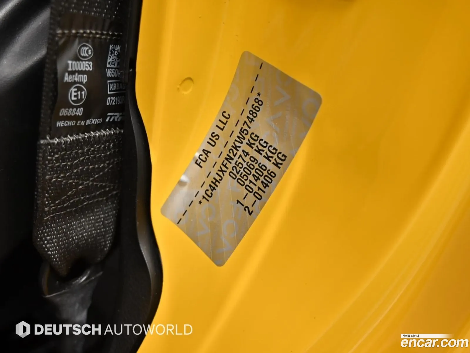 Jeep Wrangler 2019 — 19