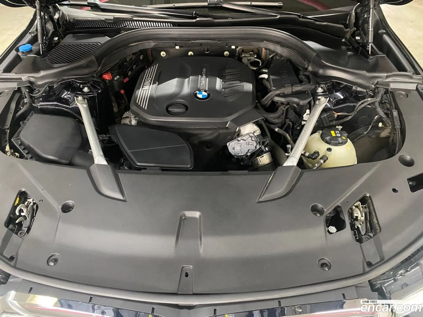 BMW 6 Series GT 2022 — 13