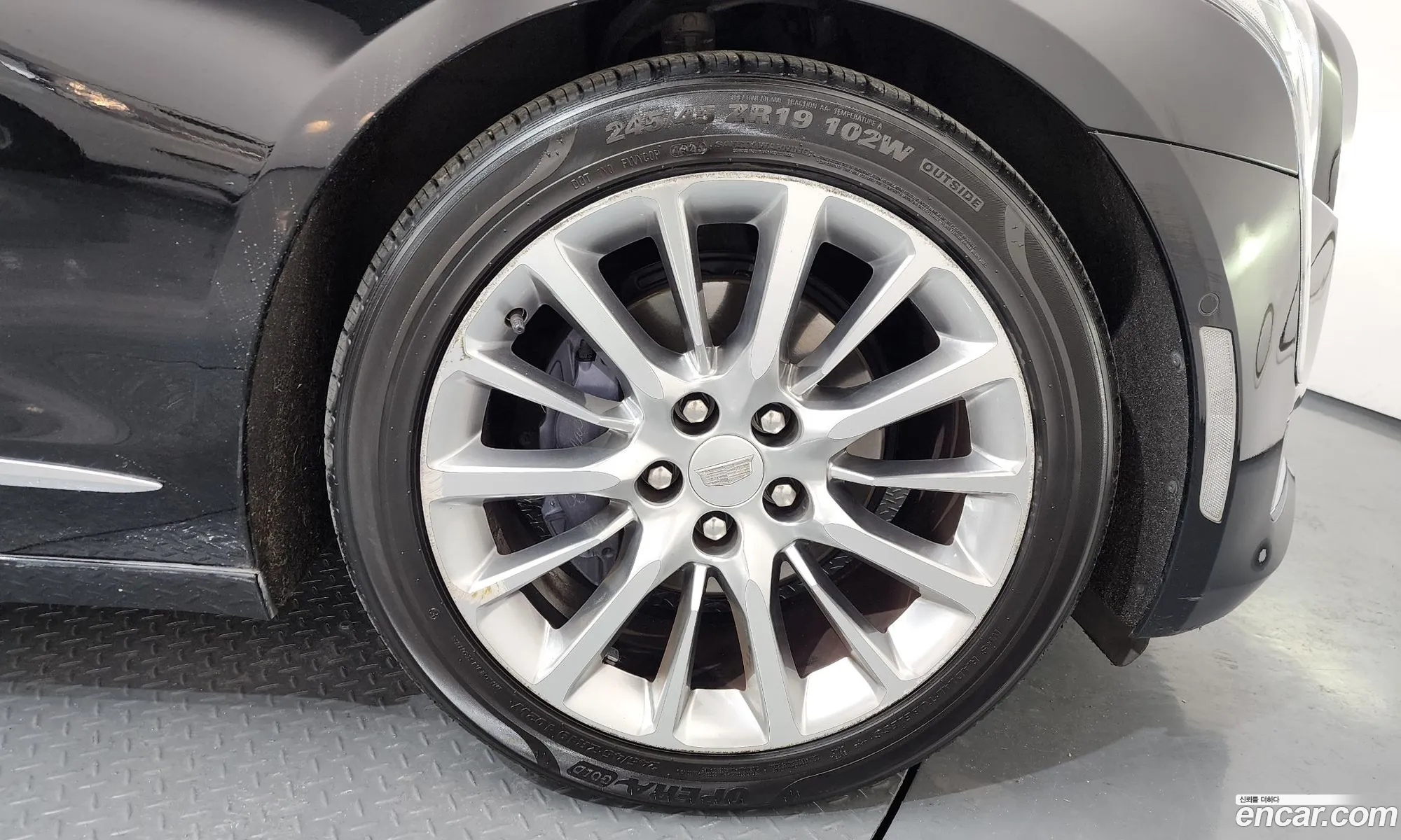 Cadillac CT6 2018 — 14