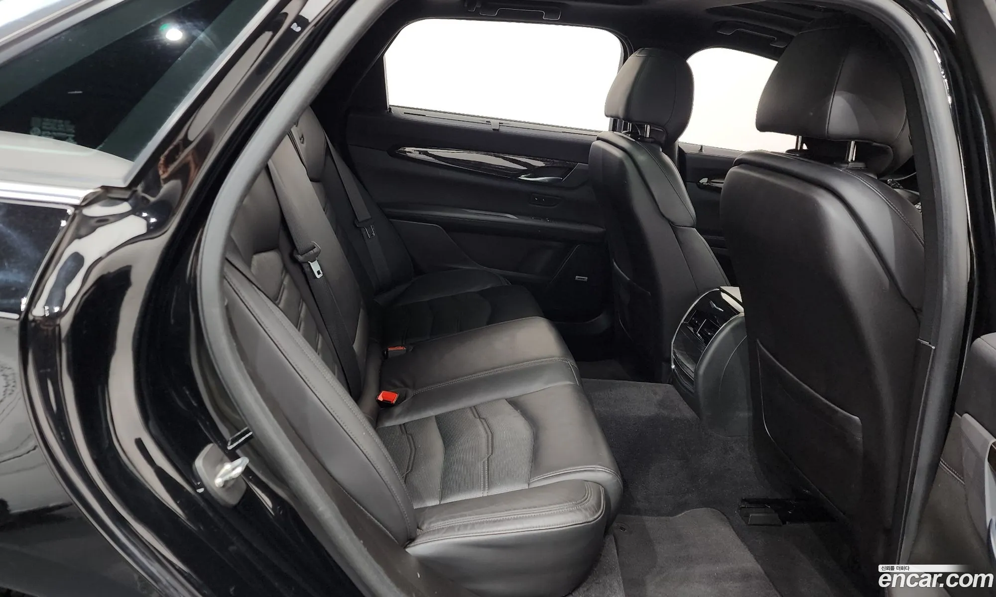 Cadillac CT6 2018 — 12