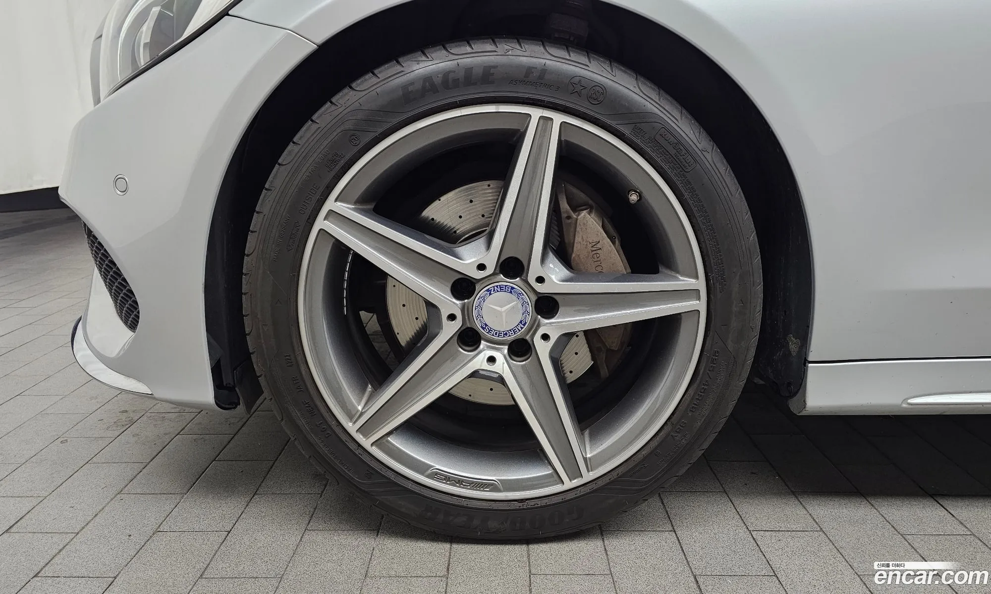 Mercedes-Benz C-Class W205 2017 WDDWF4CB2HF472146 — 2