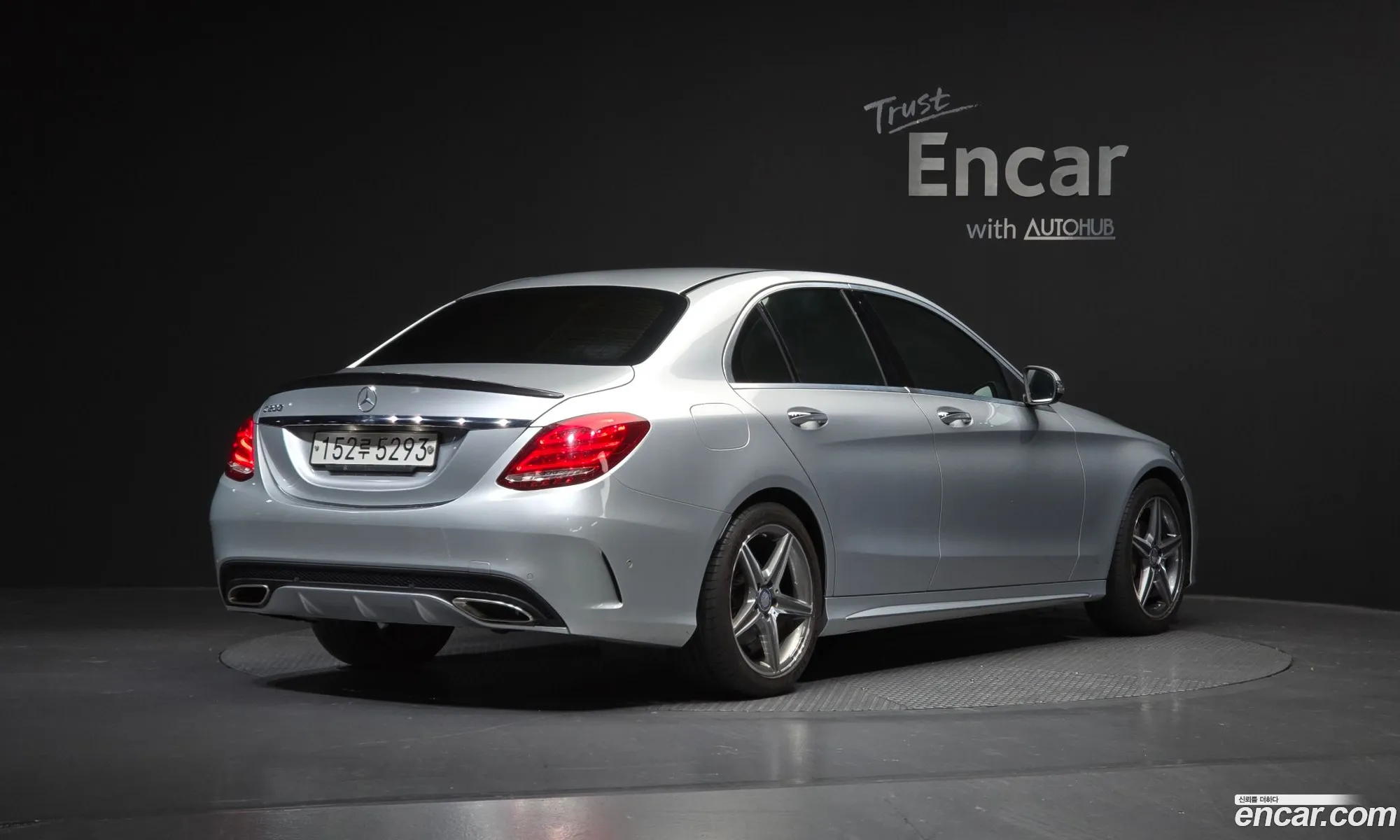 Mercedes-Benz C-Class W205 2017 WDDWF4CB2HF472146 — 12