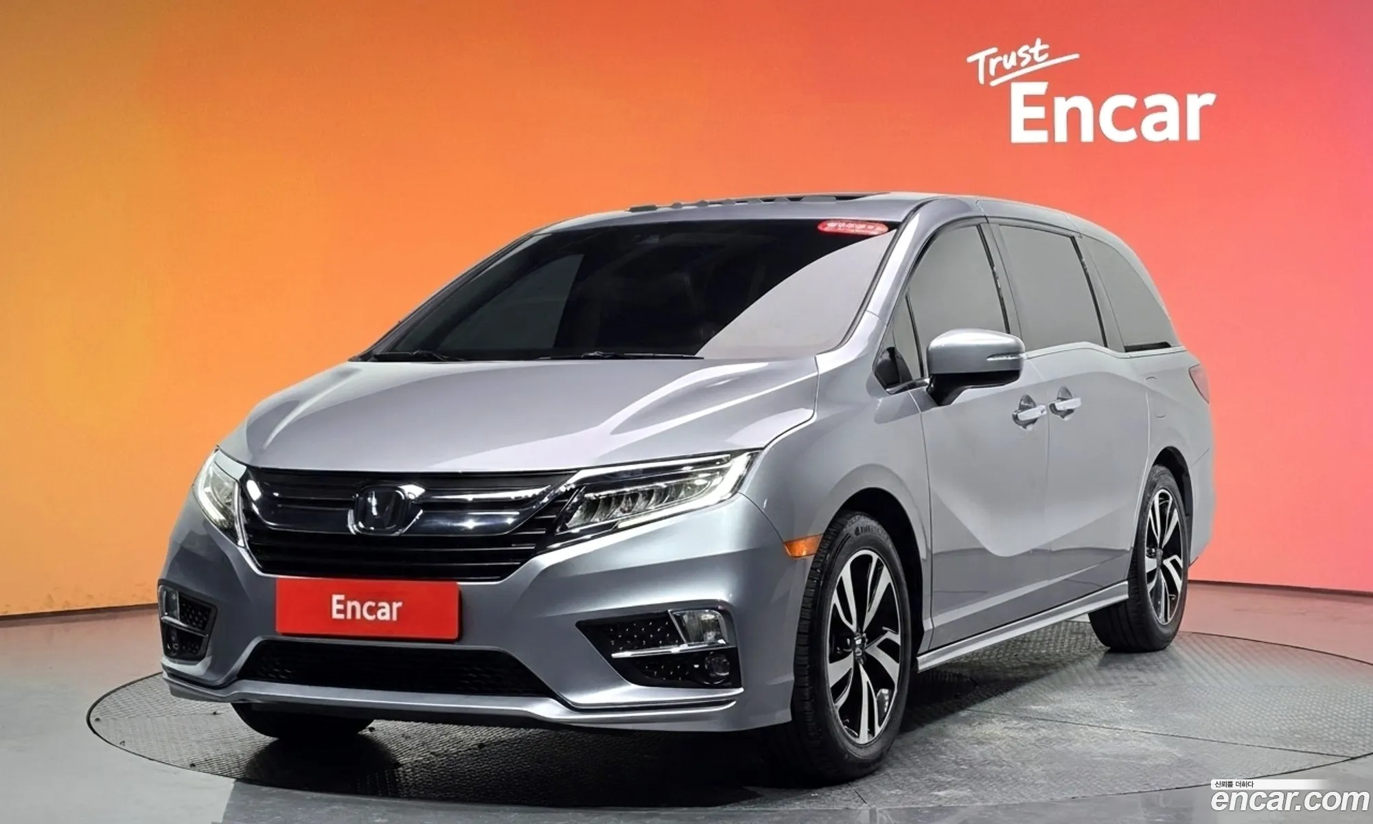 Honda Odyssey 2017 5KBRL6880JB600381 — 12